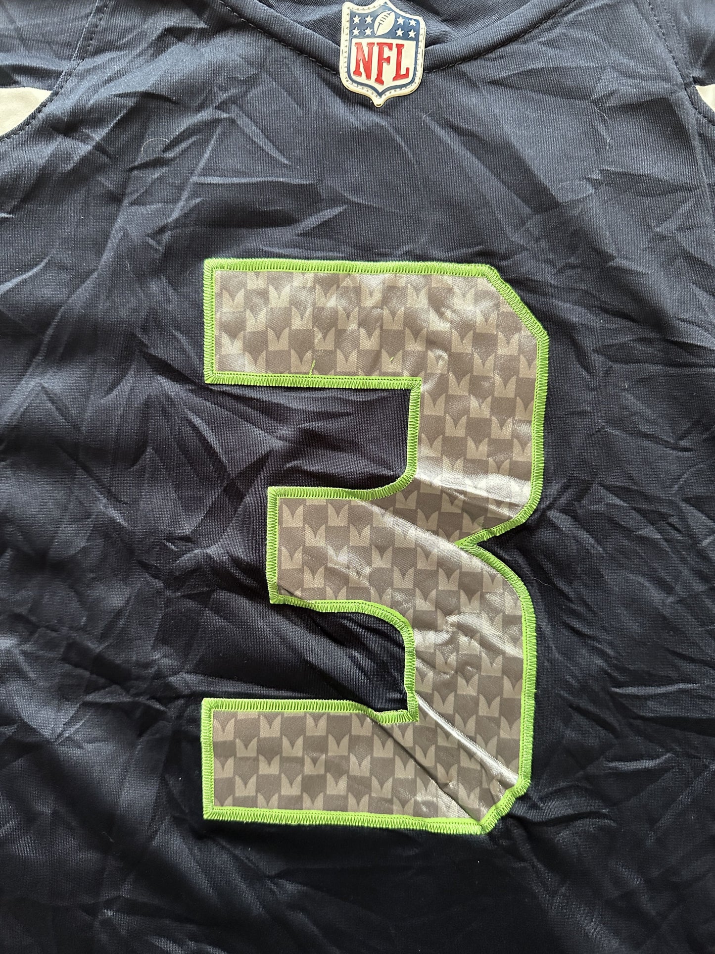 NIKE SEATTLE SEAHAWKS RUSSELL WILSON JERSEY - MEDIUM