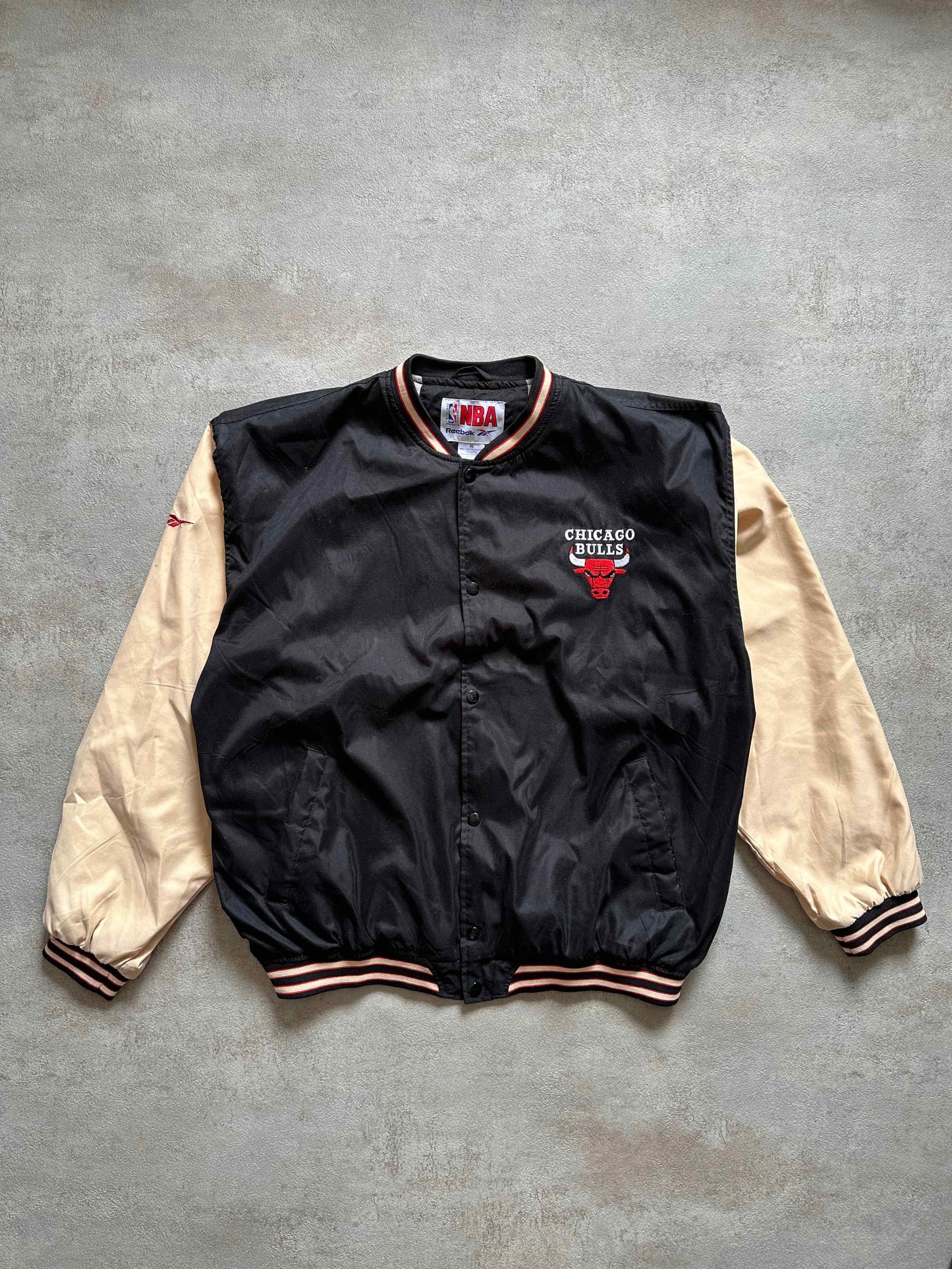 VINTAGE BULLS JACKET - XLARGE