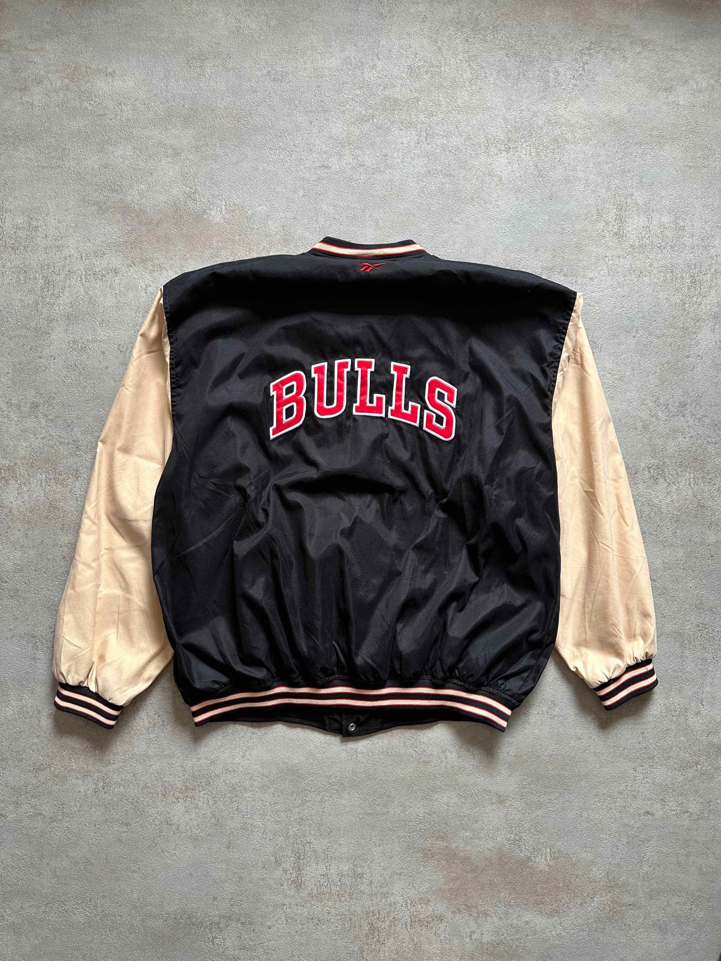 VINTAGE BULLS JACKET - XLARGE