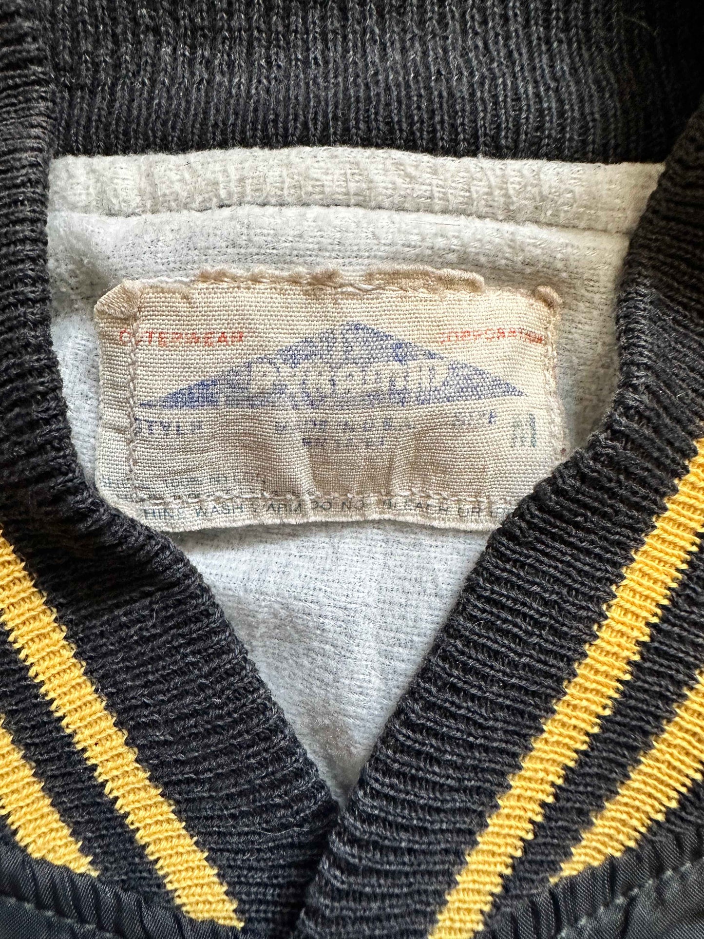 VINTAGE IOWA JACKET - MEDIUM