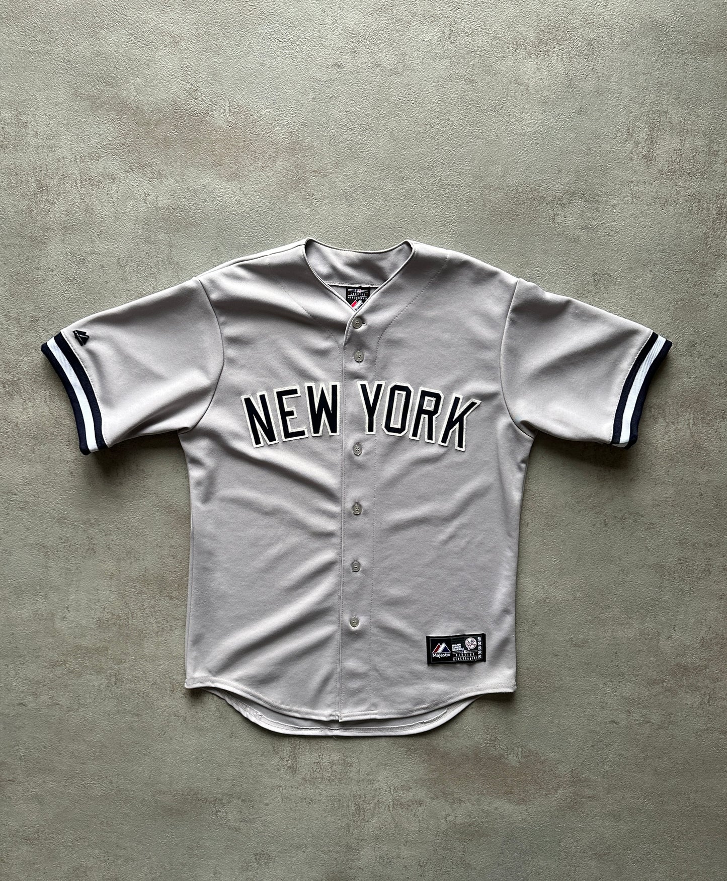 VINTAGE NEW YORK YANKEES JERSEY - MEDIUM