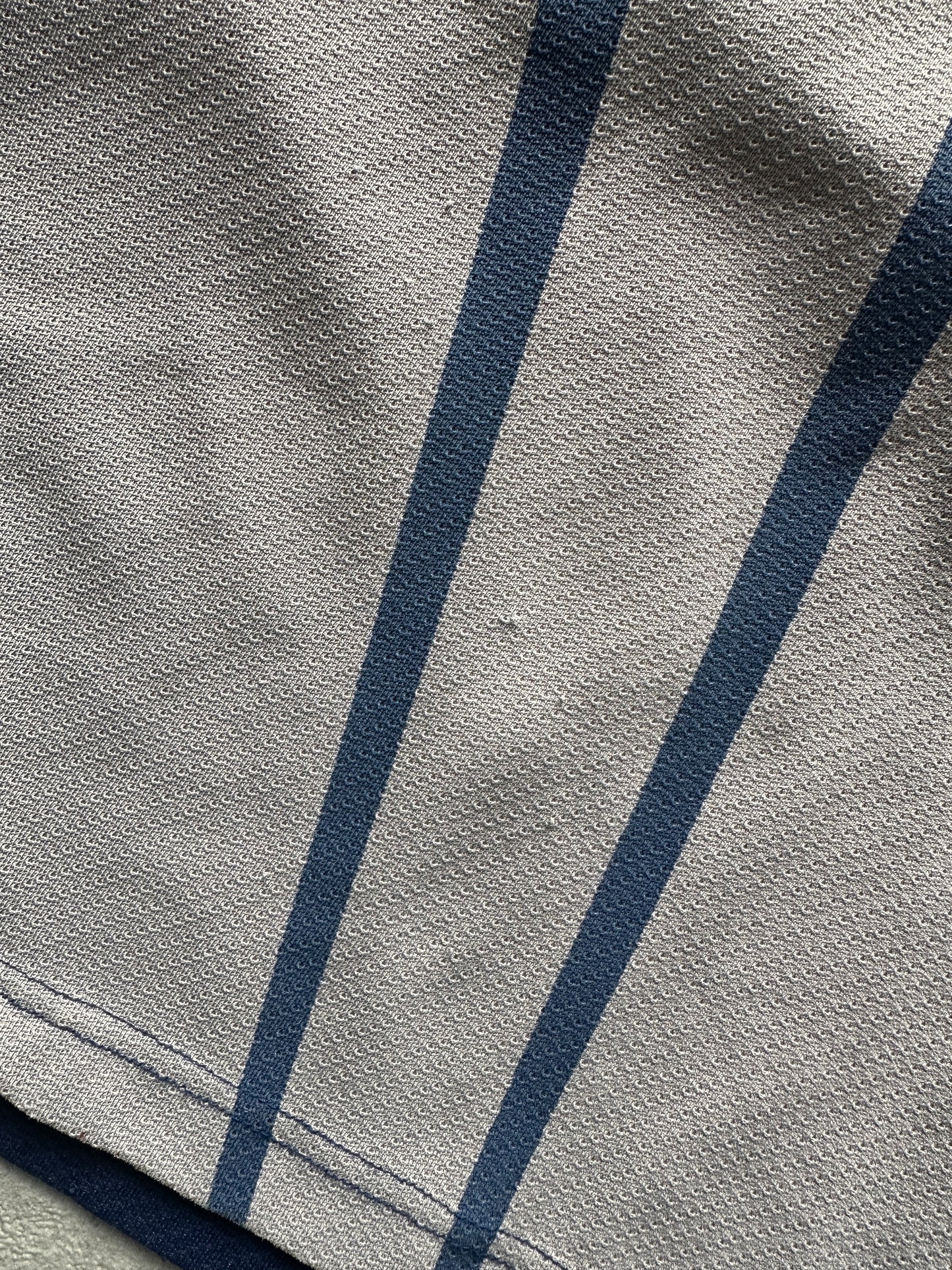 VINTAGE NEW YORK YANKEES JERSEY - LARGE