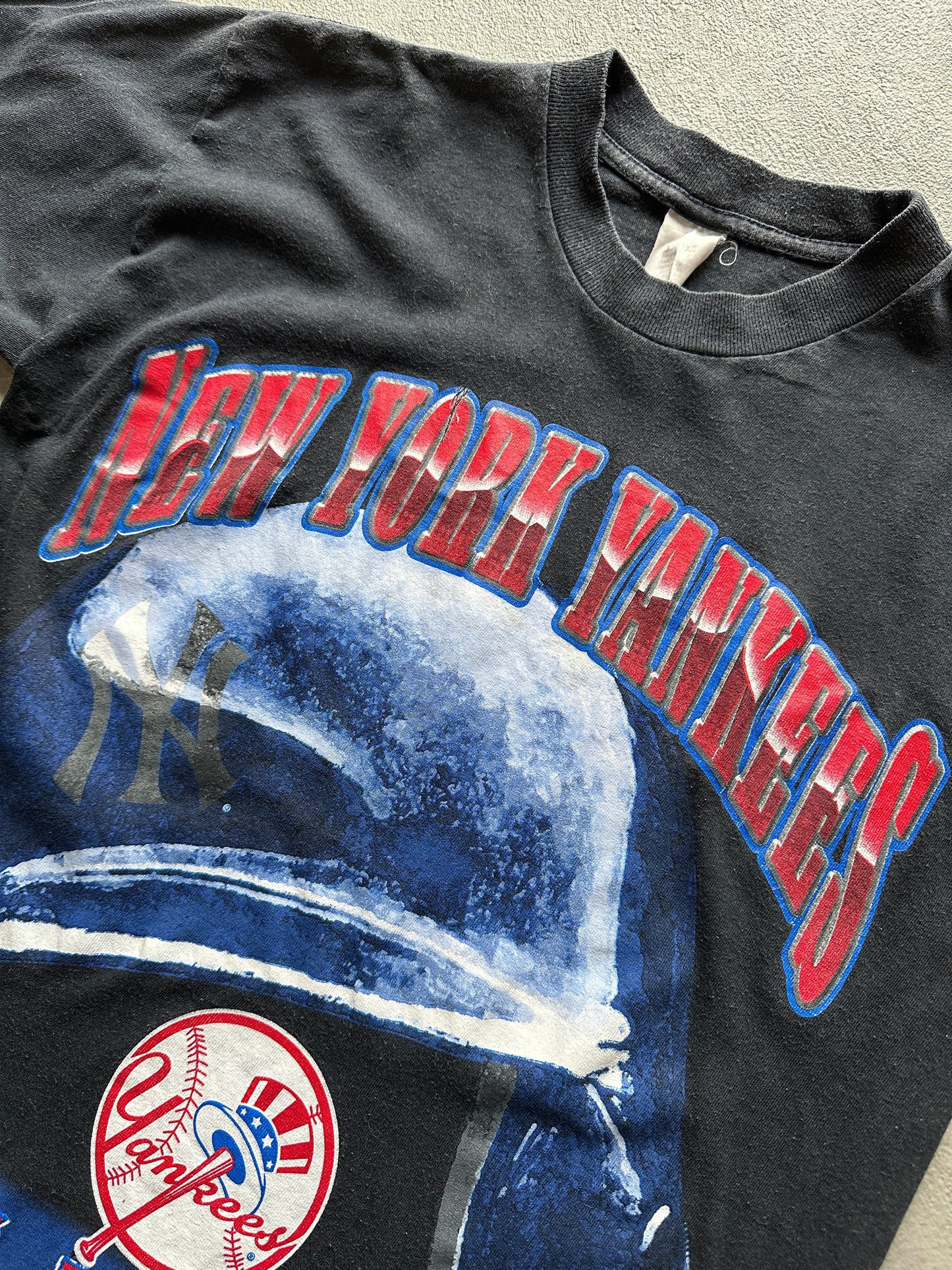 VINTAGE 1997 NEW YORK YANKEES SINGLE STITCH T-SHIRT- SMALL