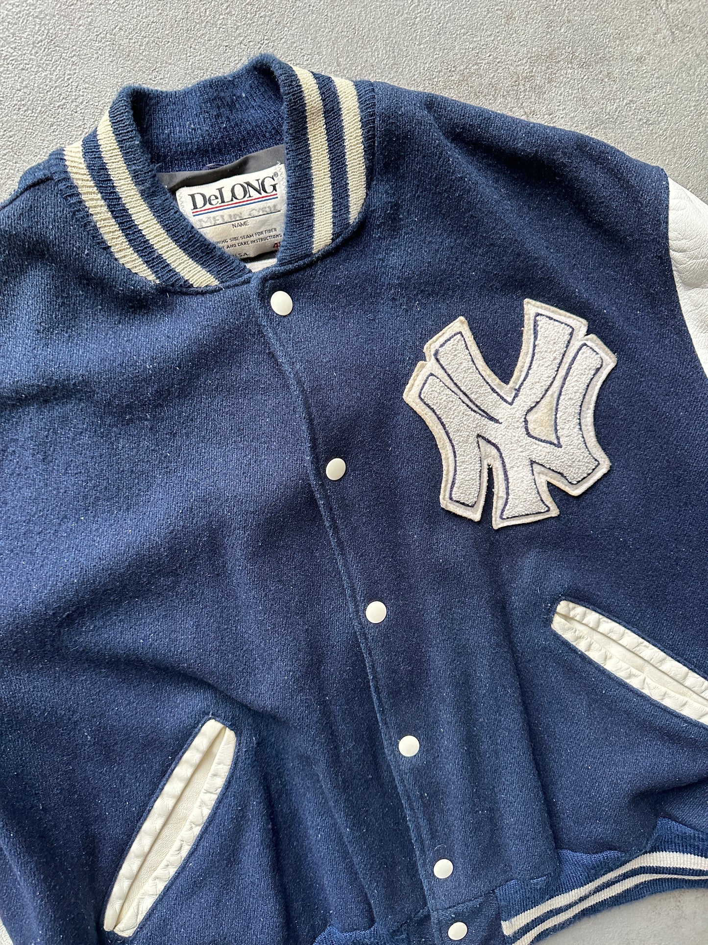 VINTAGE NEW YORK YANKEES VARSITY JACKET - MEDIUM