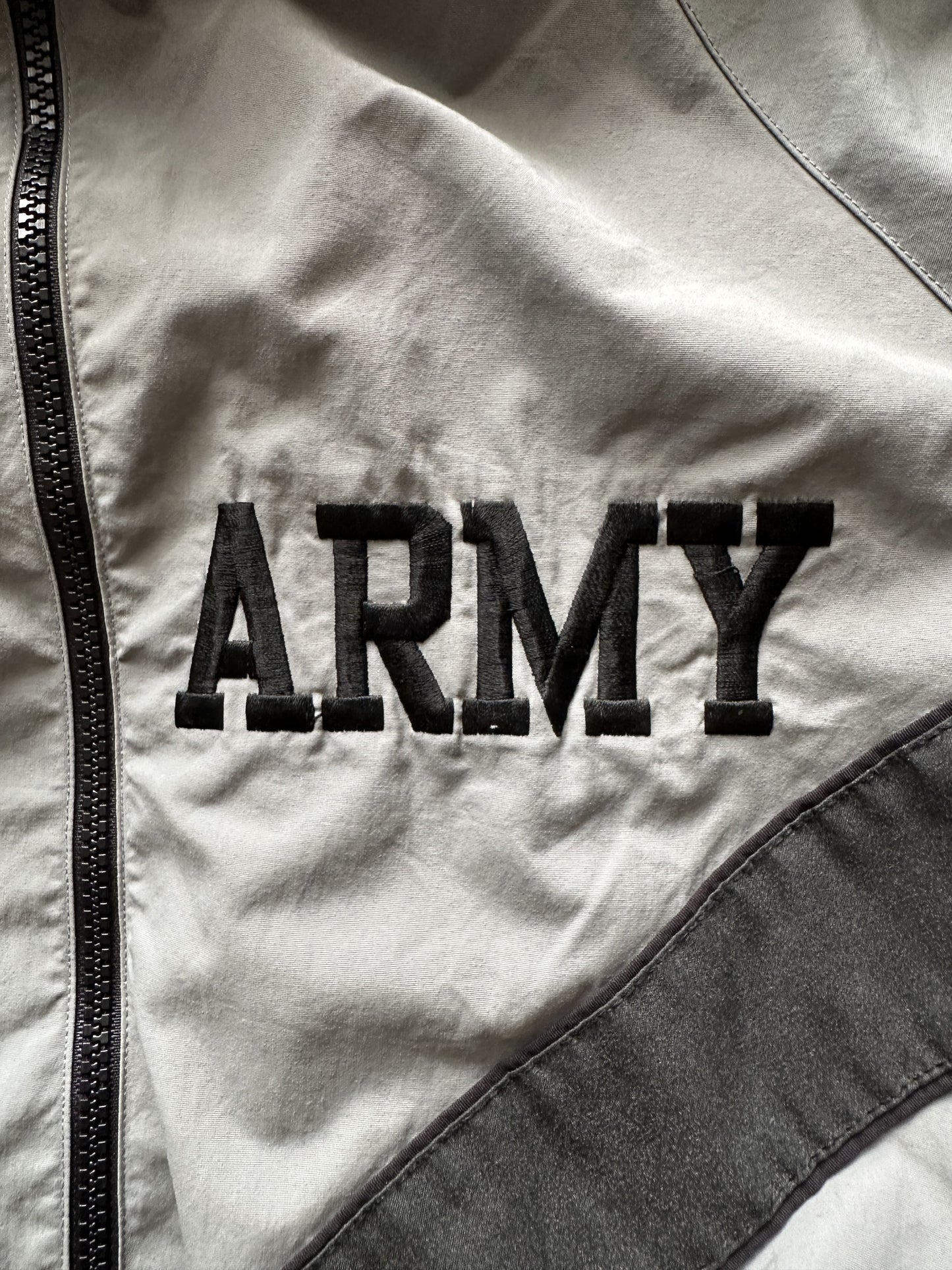 US ARMY IPFU REFLECTIVE TRACK JACKET - LARGE