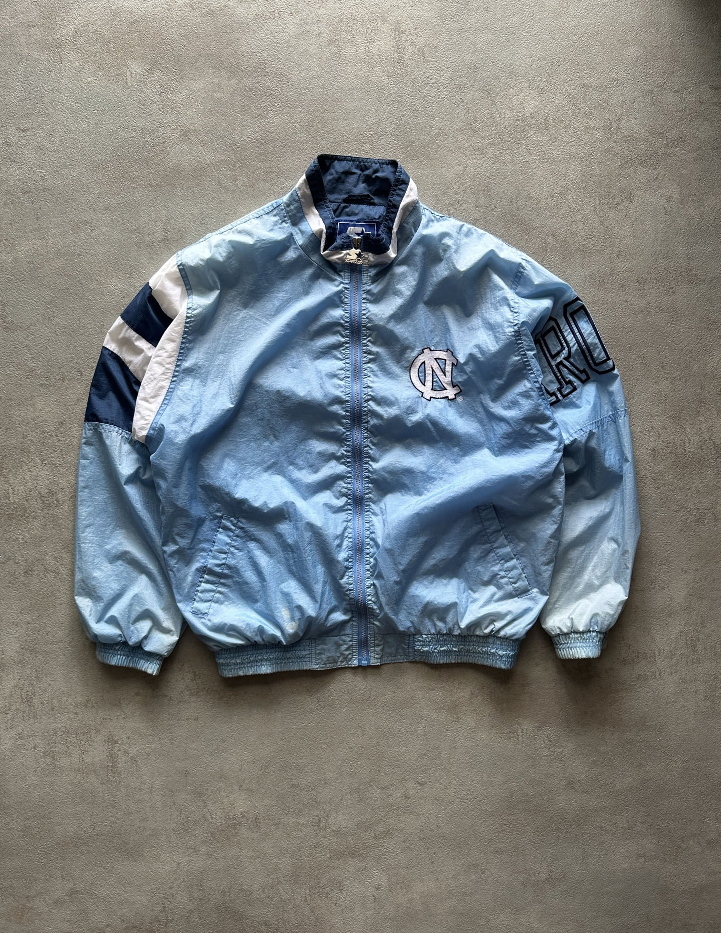 STARTER NORTH CAROLINA JACKET - MEDIUM
