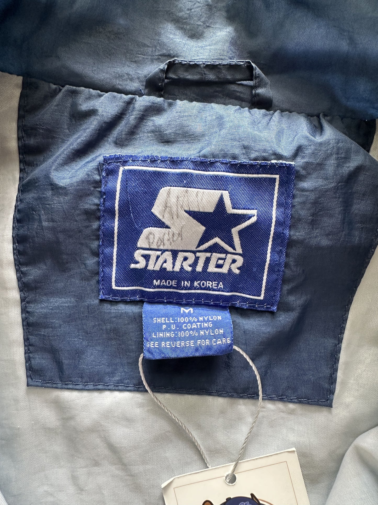 STARTER NORTH CAROLINA JACKET - MEDIUM