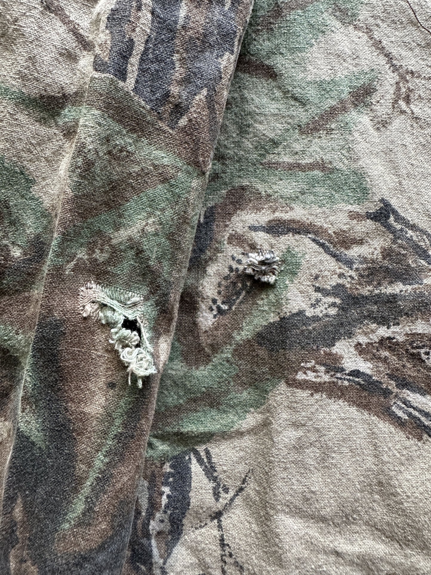 VINTAGE REALTREE CAMO SHIRT - XXLARGE