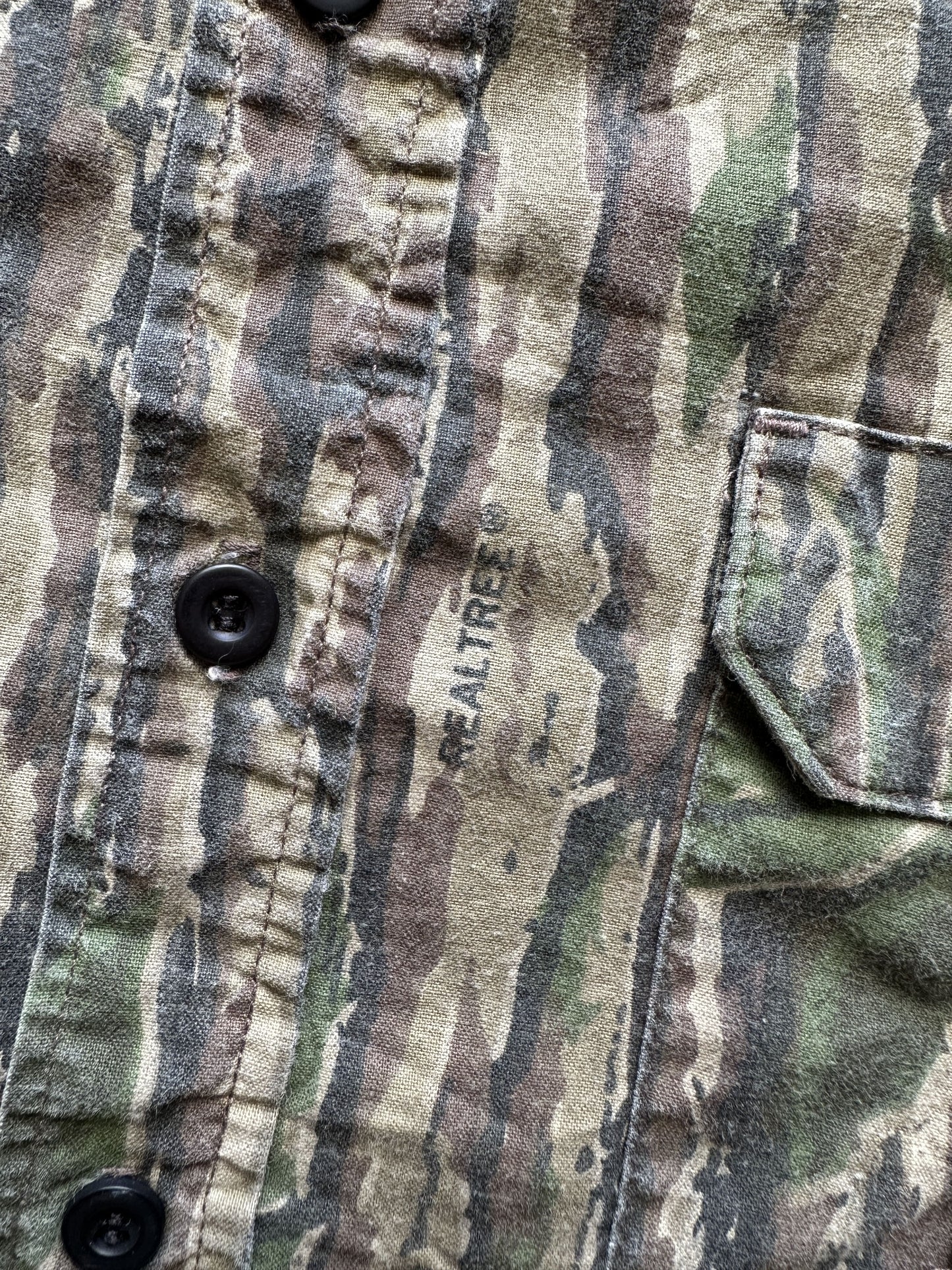 VINTAGE REALTREE CAMO SHIRT - MEDIUM