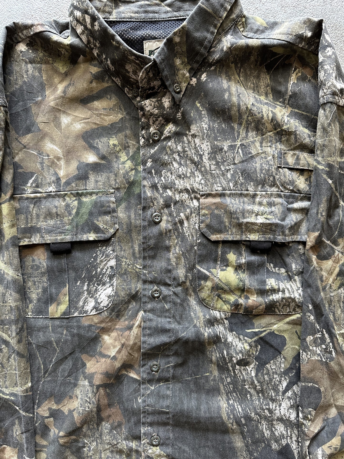 VINTAGE REALTREE CAMO SHIRT - XLARGE