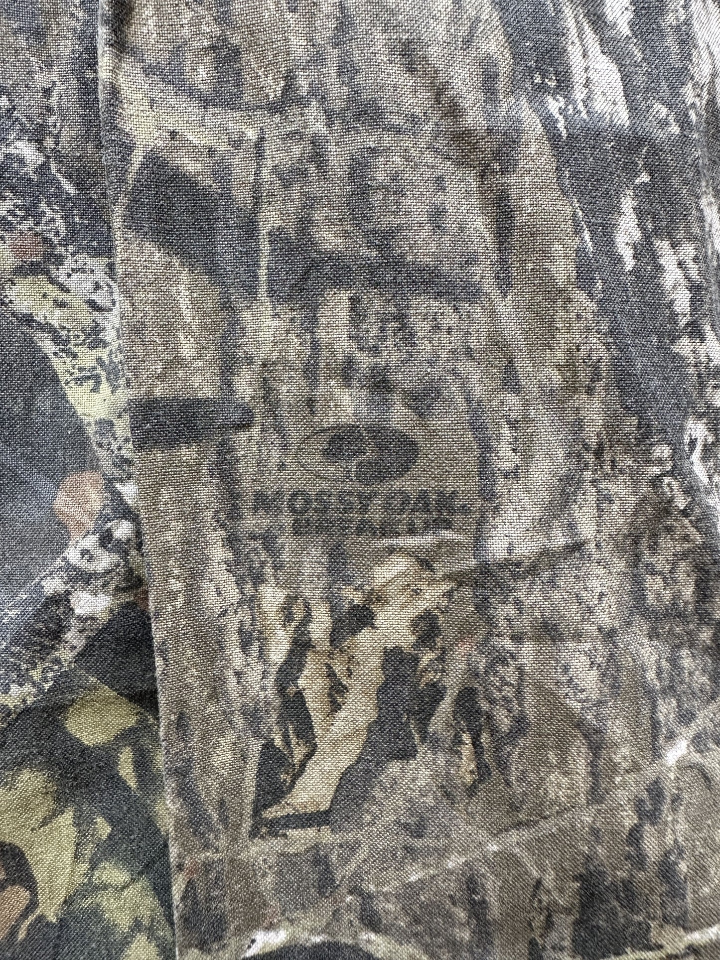 VINTAGE REALTREE CAMO SHIRT - XLARGE