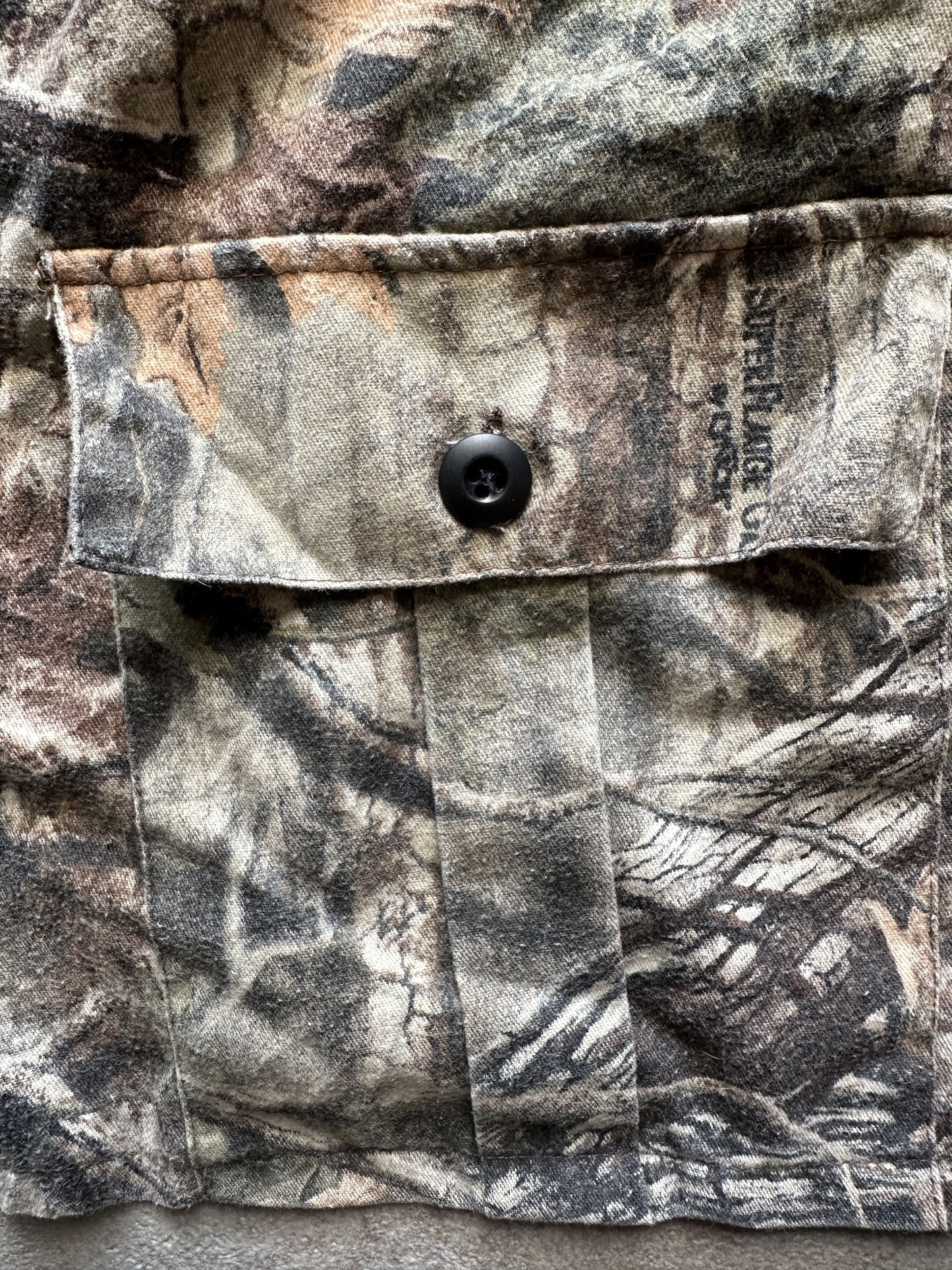 VINTAGE REALTREE CAMO SHIRT - XXLARGE