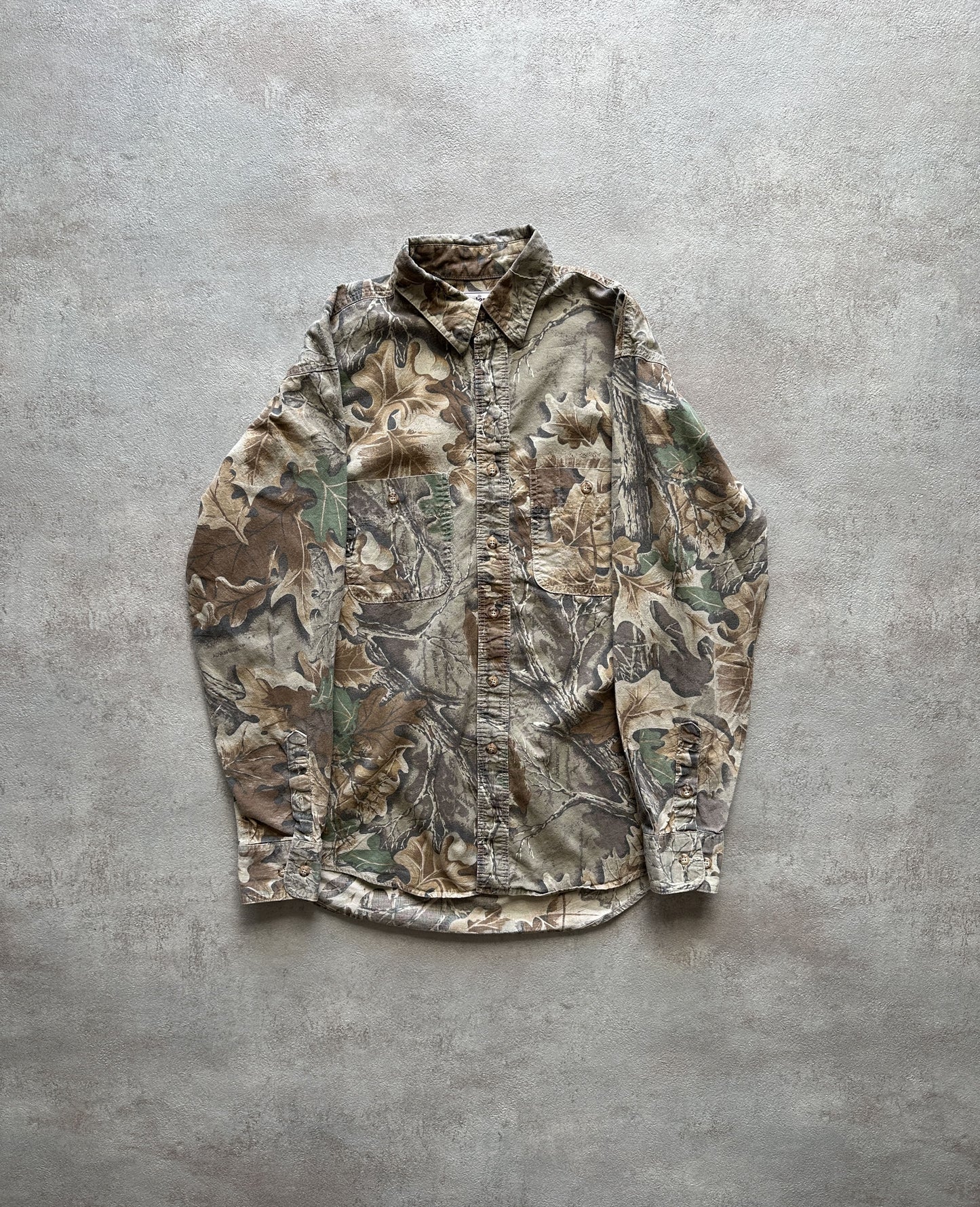 VINTAGE WRANGLER REALTREE CAMO SHIRT - MEDIUM