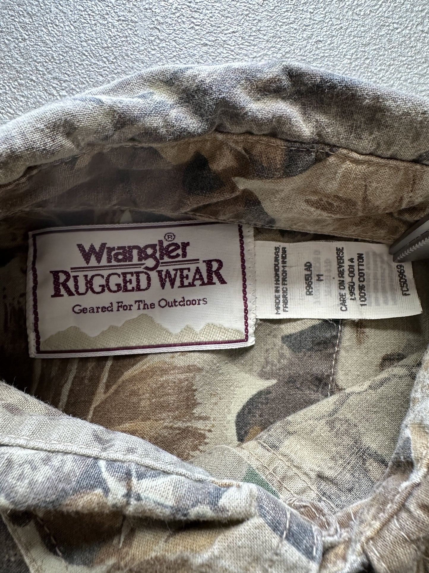 VINTAGE WRANGLER REALTREE CAMO SHIRT - MEDIUM