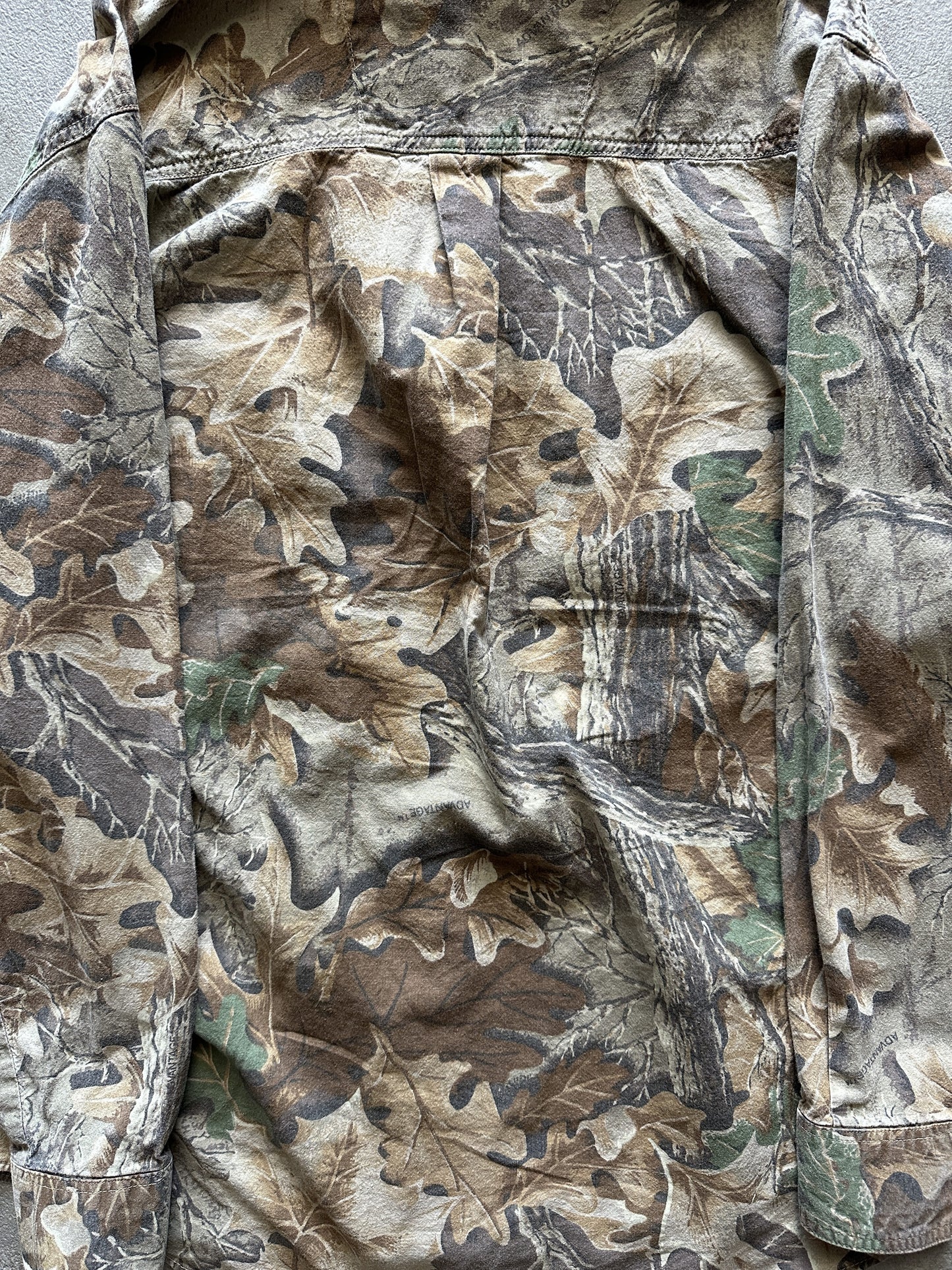 VINTAGE WRANGLER REALTREE CAMO SHIRT - MEDIUM