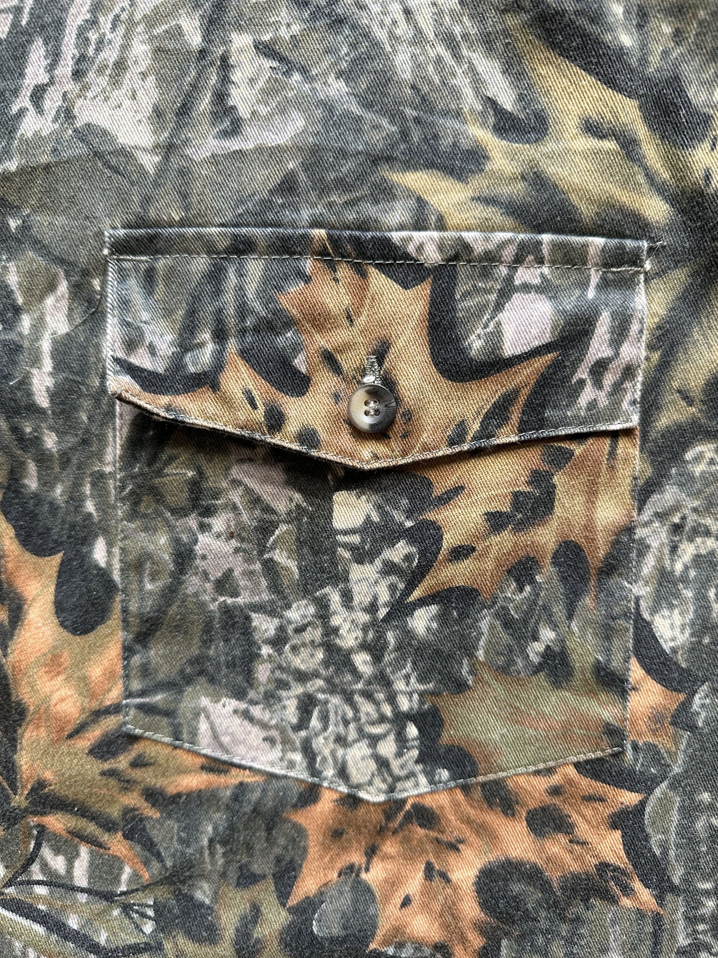 VINTAGE REALTREE CAMO SHIRT - MEDIUM