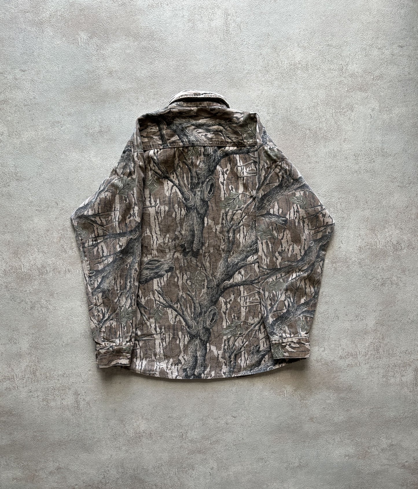 VINTAGE REALTREE CAMO SHIRT - MEDIUM