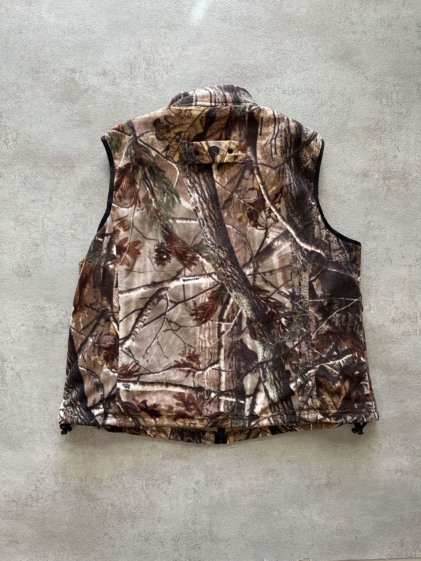 VINTAGE REALTREE SLEEVELESS JACKET - LARGE