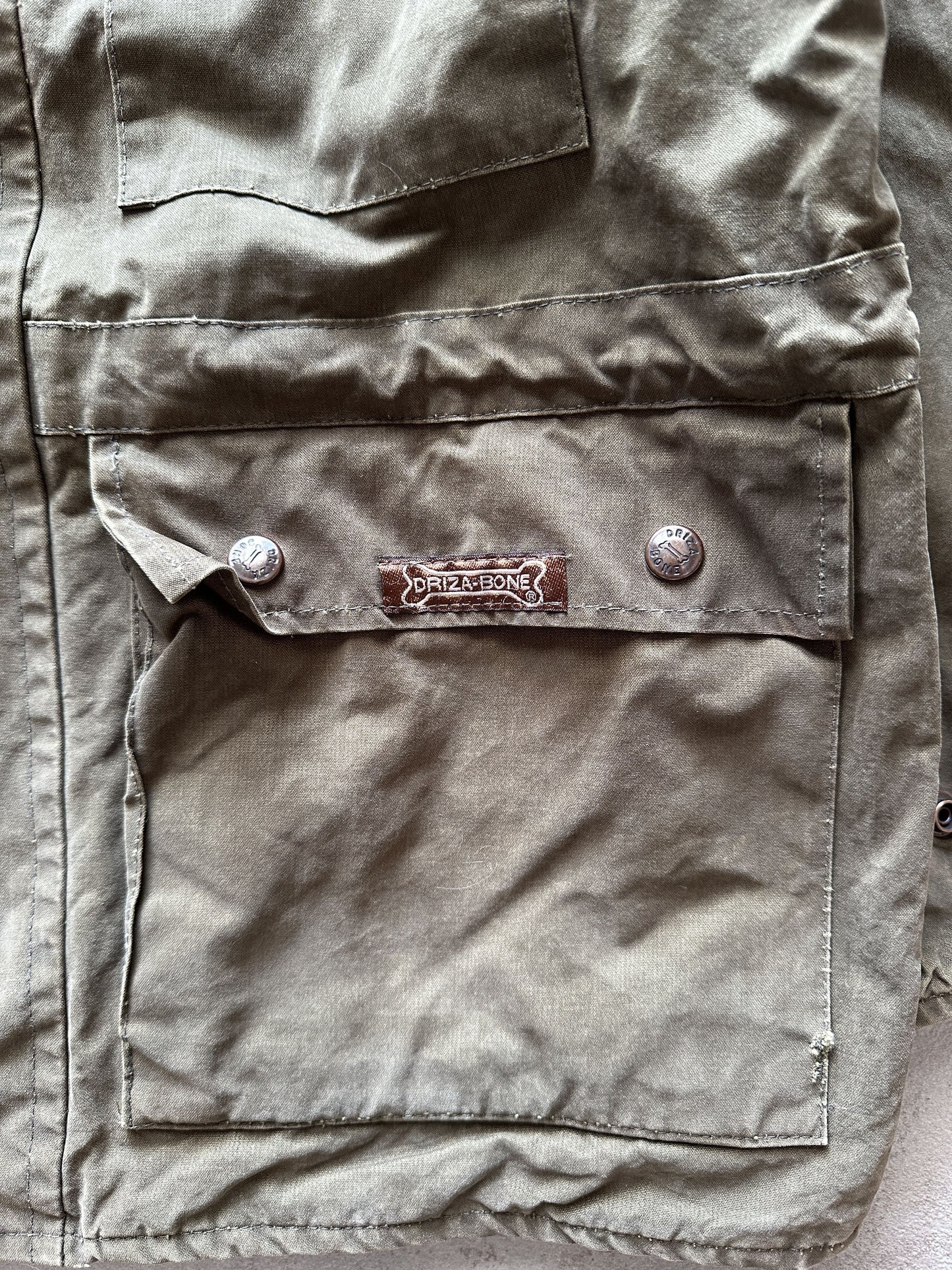 VINTAGE DRIZA BONE UPS JACKET - SMALL