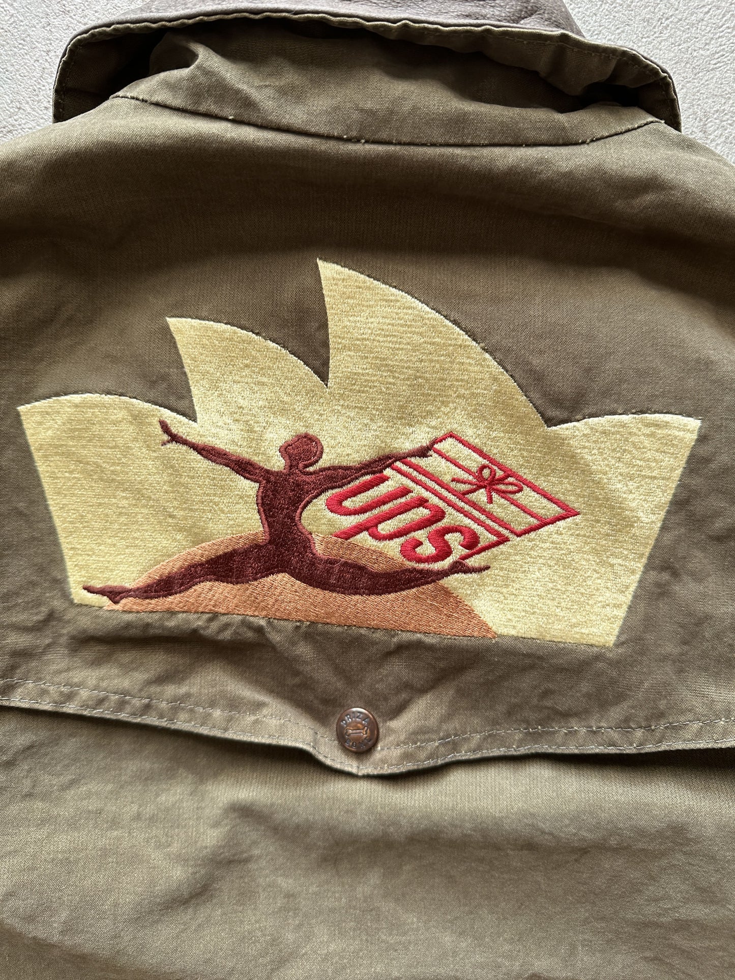 VINTAGE DRIZA BONE UPS JACKET - SMALL