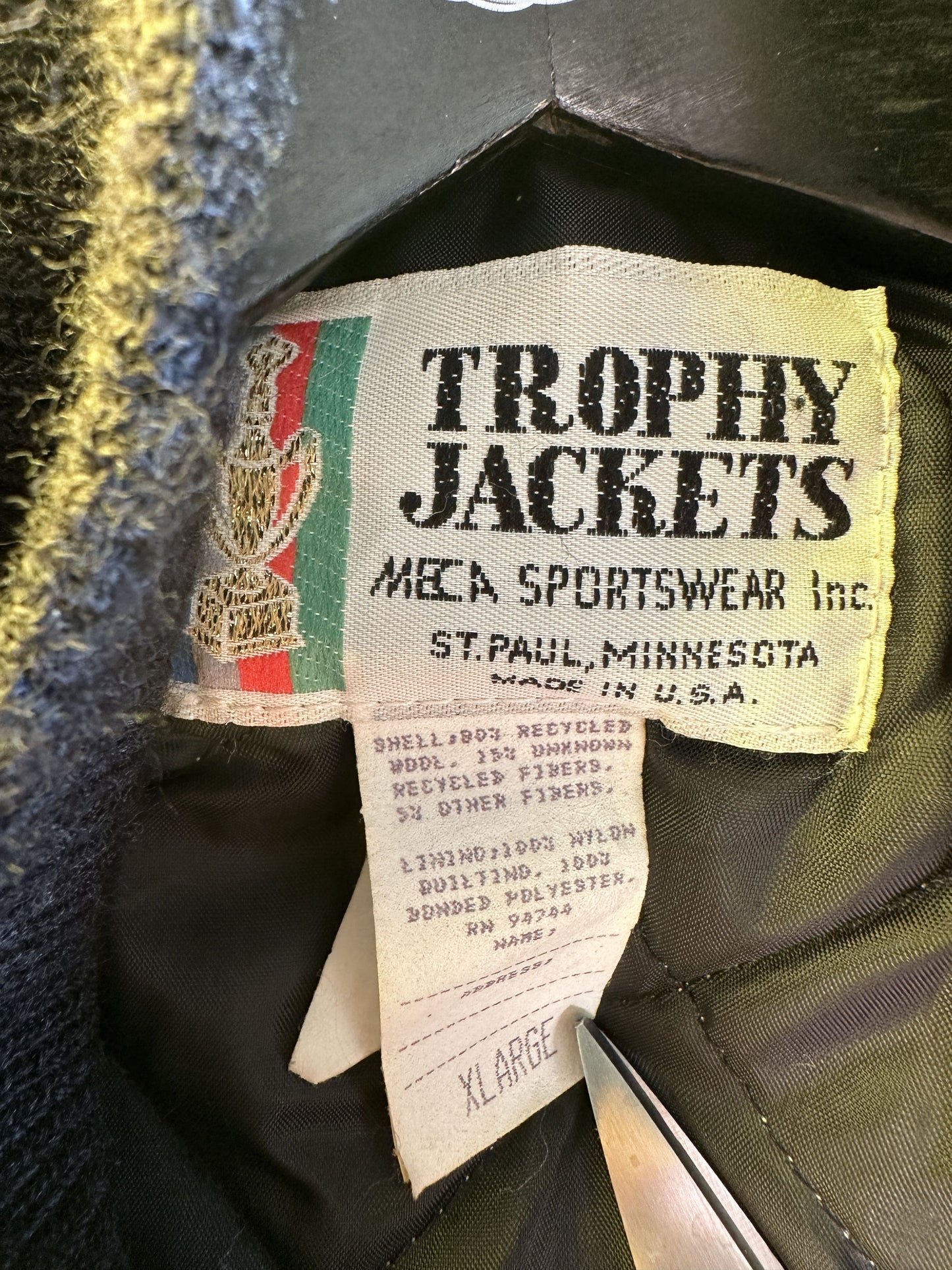 VINTAGE TROPHY JACKETS VARSITY - XLARGE
