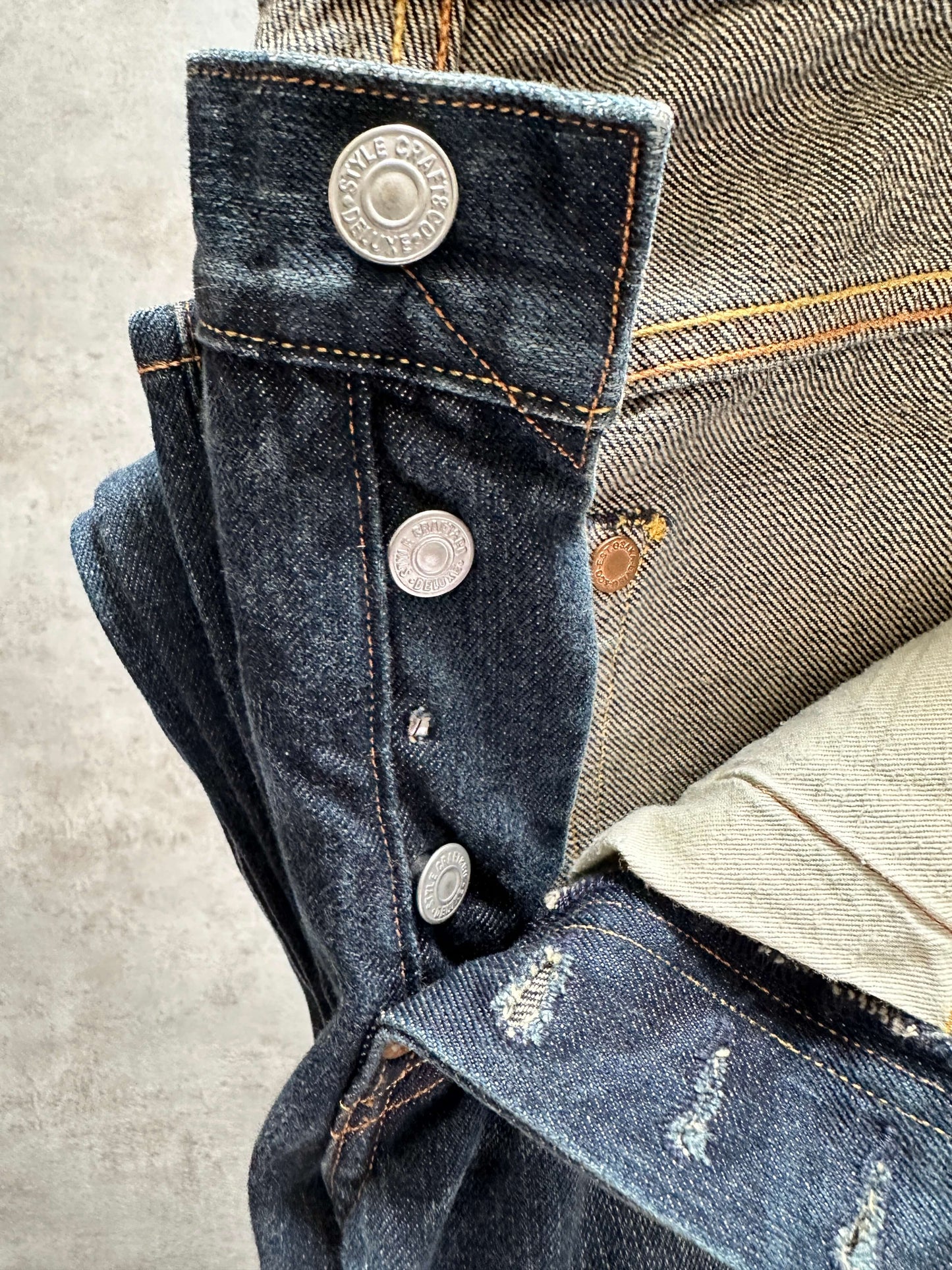 EVISU JEANS - W30 X L34