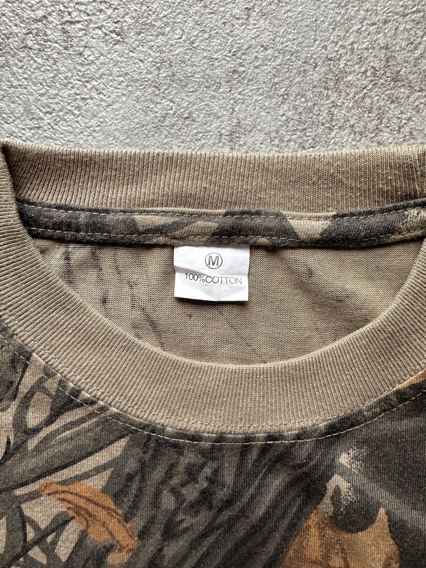 VINTAGE REALTREE CAMO T-SHIRT - MEDIUM
