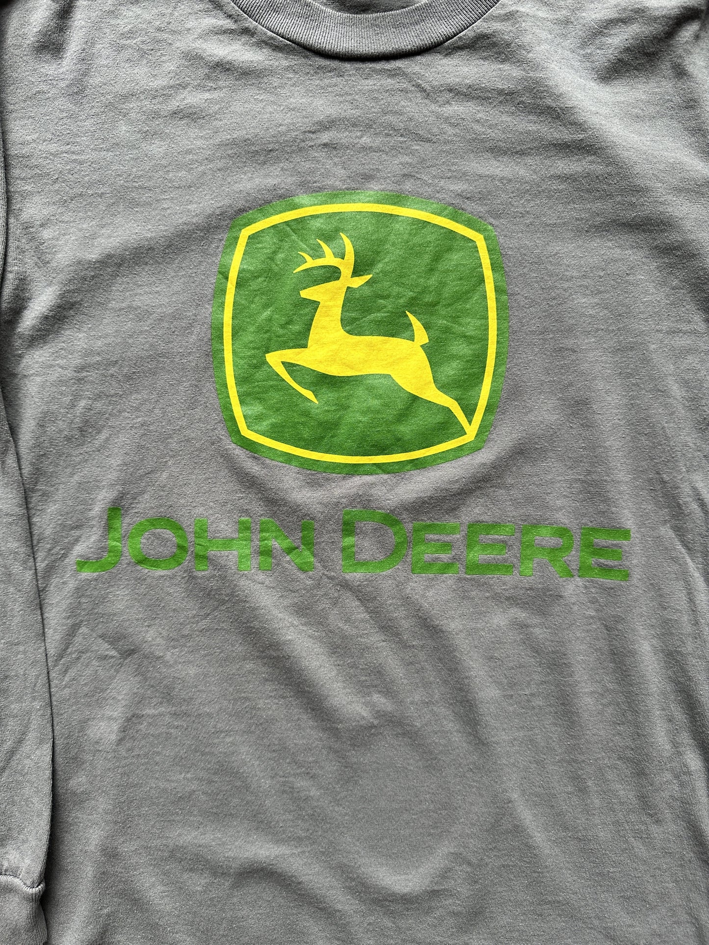 JOHN DEERE LONGSLEEVE T-SHIRT - MEDIUM