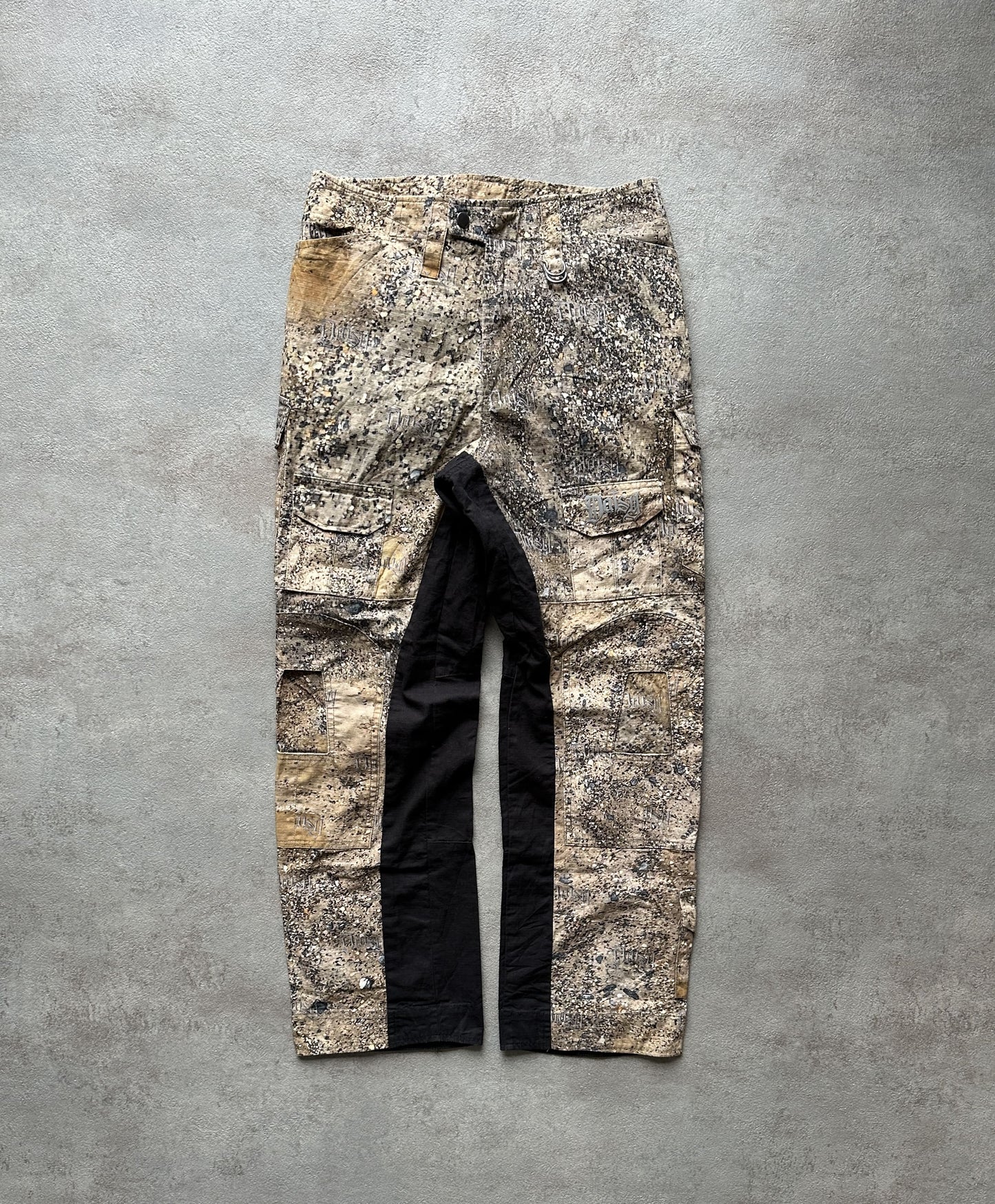 DAISY SAND CAMO CARGO PANT - W24 (WOMEN)