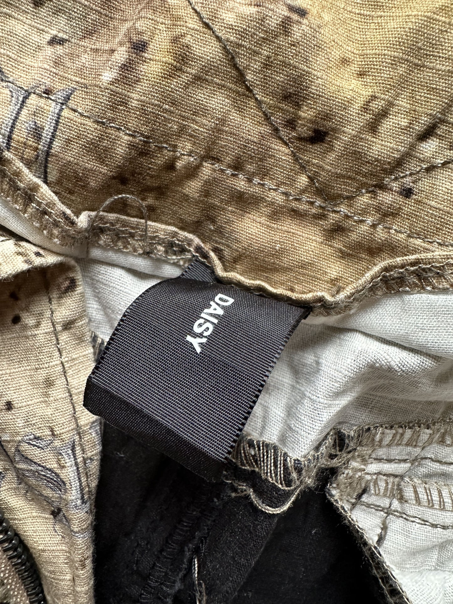 DAISY SAND CAMO CARGO PANT - W24 (WOMEN)