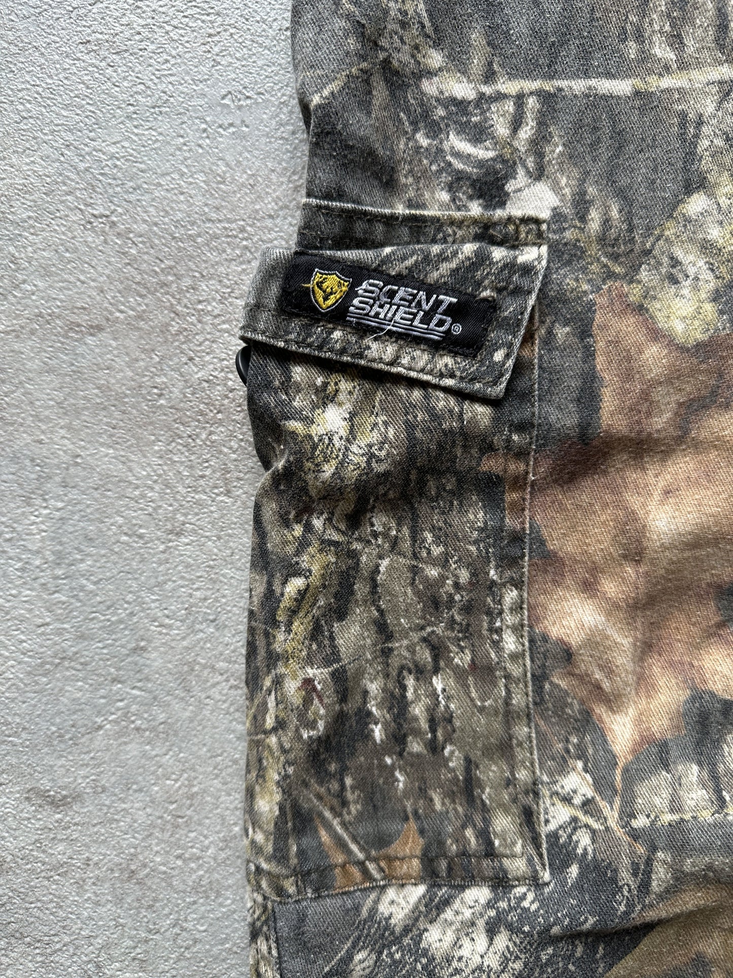 VINTAGE REALTREE CAMO CARGO PANT - W34 X L34