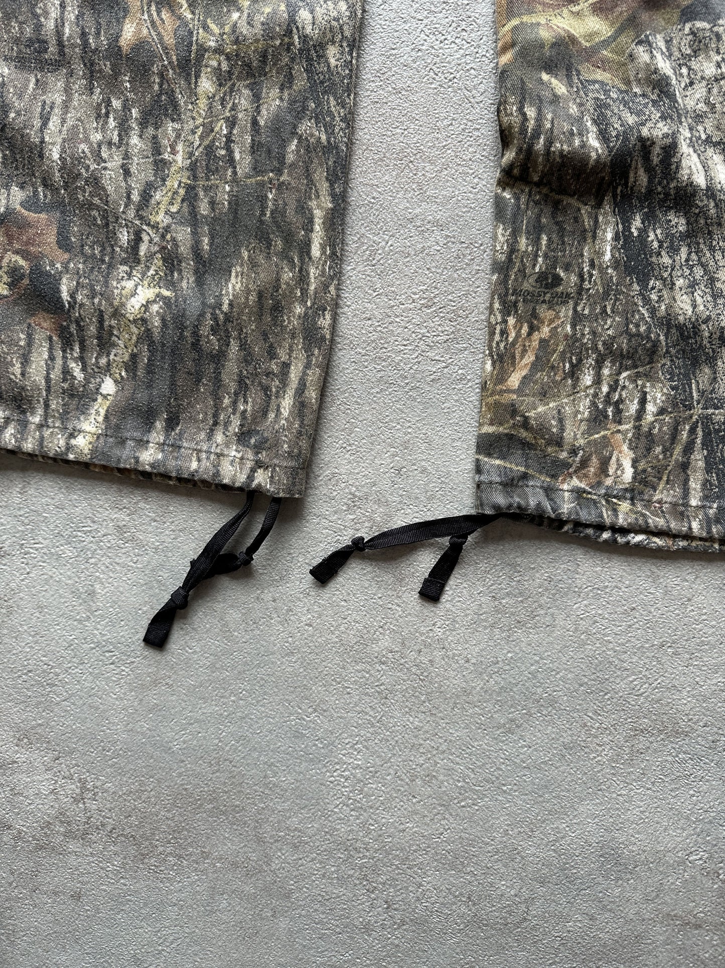 VINTAGE REALTREE CAMO CARGO PANT - W34 X L34