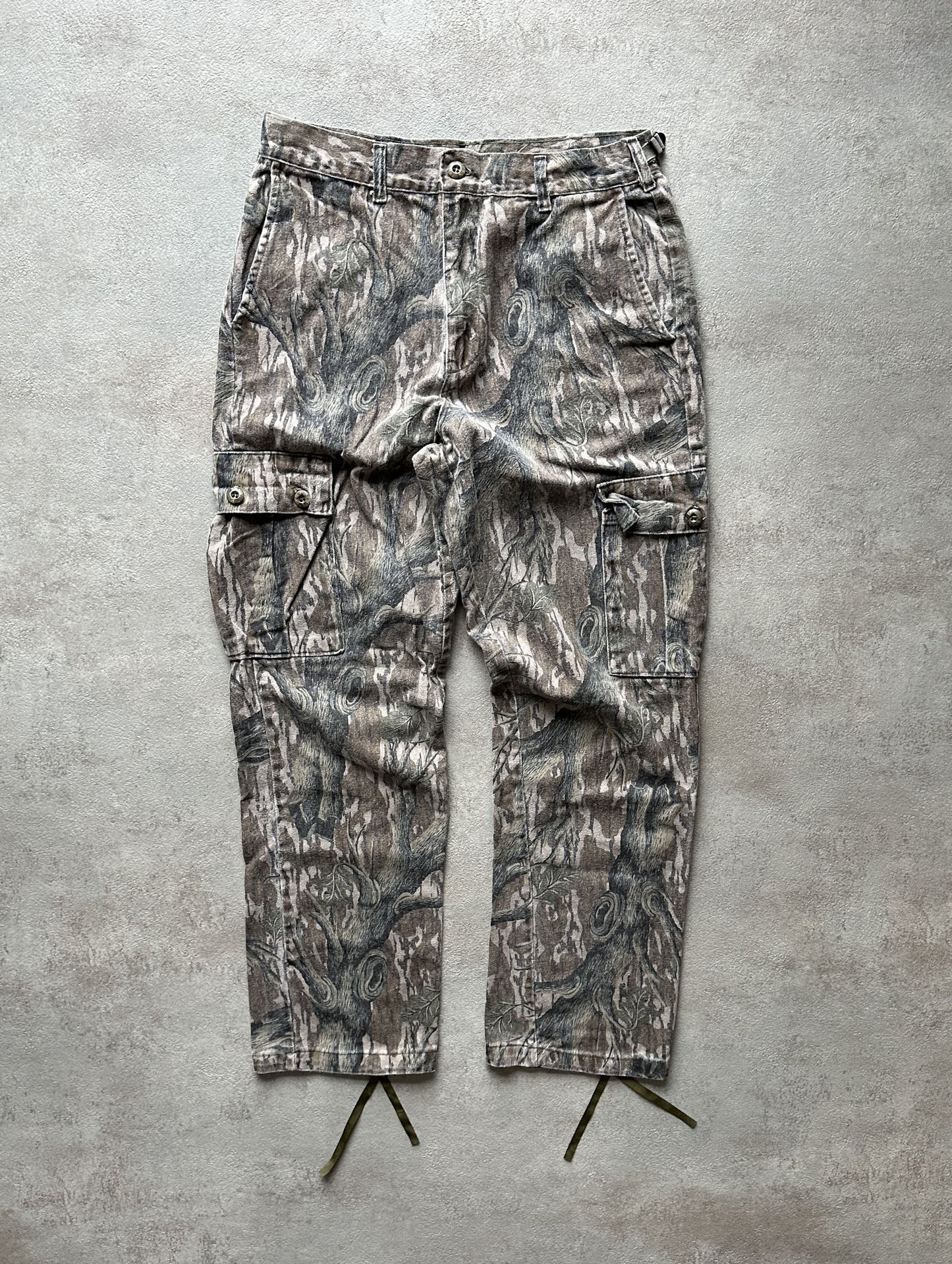 VINTAGE REALTREE CAMO CARGO PANT - MEDIUM