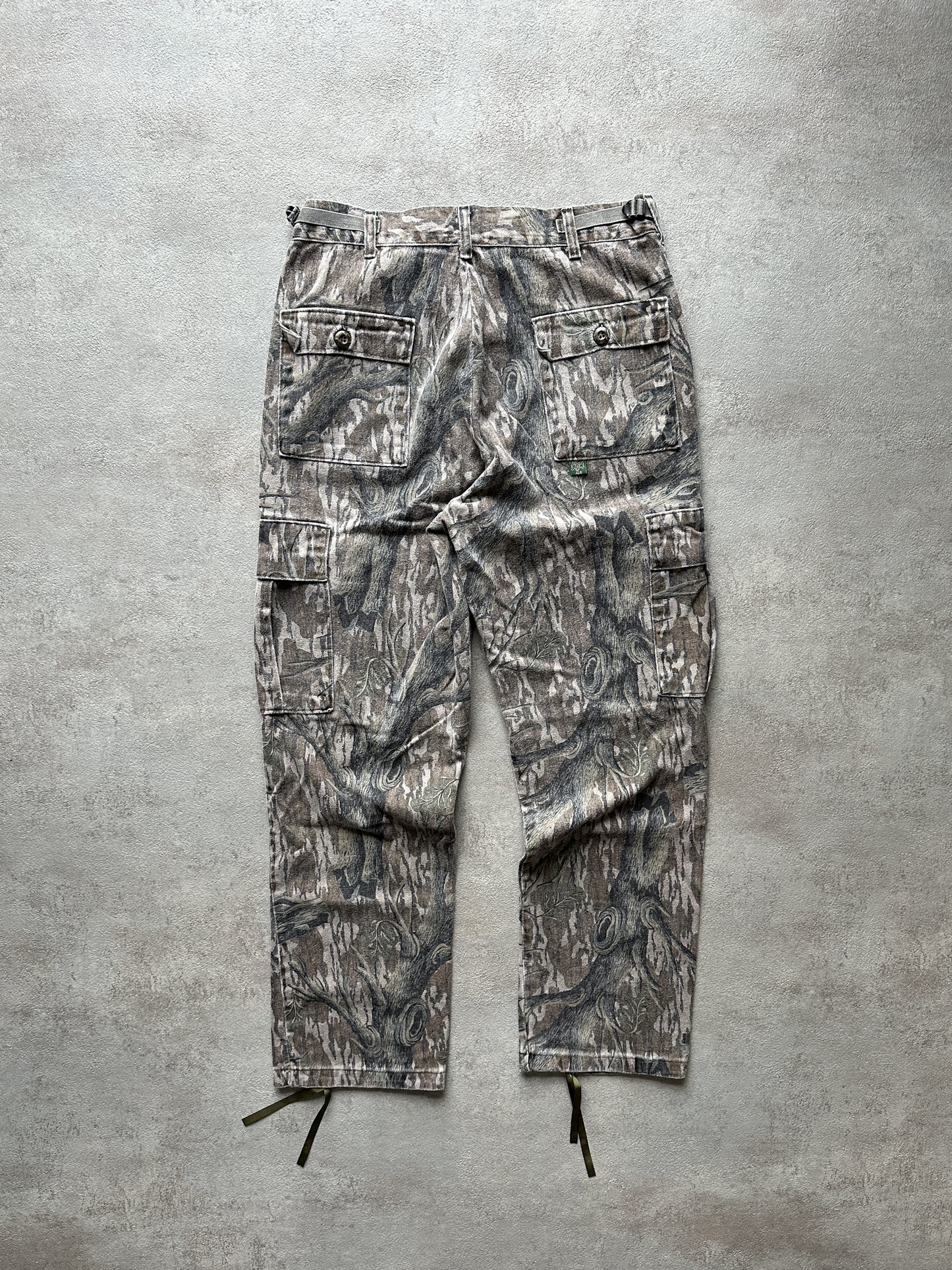 VINTAGE REALTREE CAMO CARGO PANT - MEDIUM