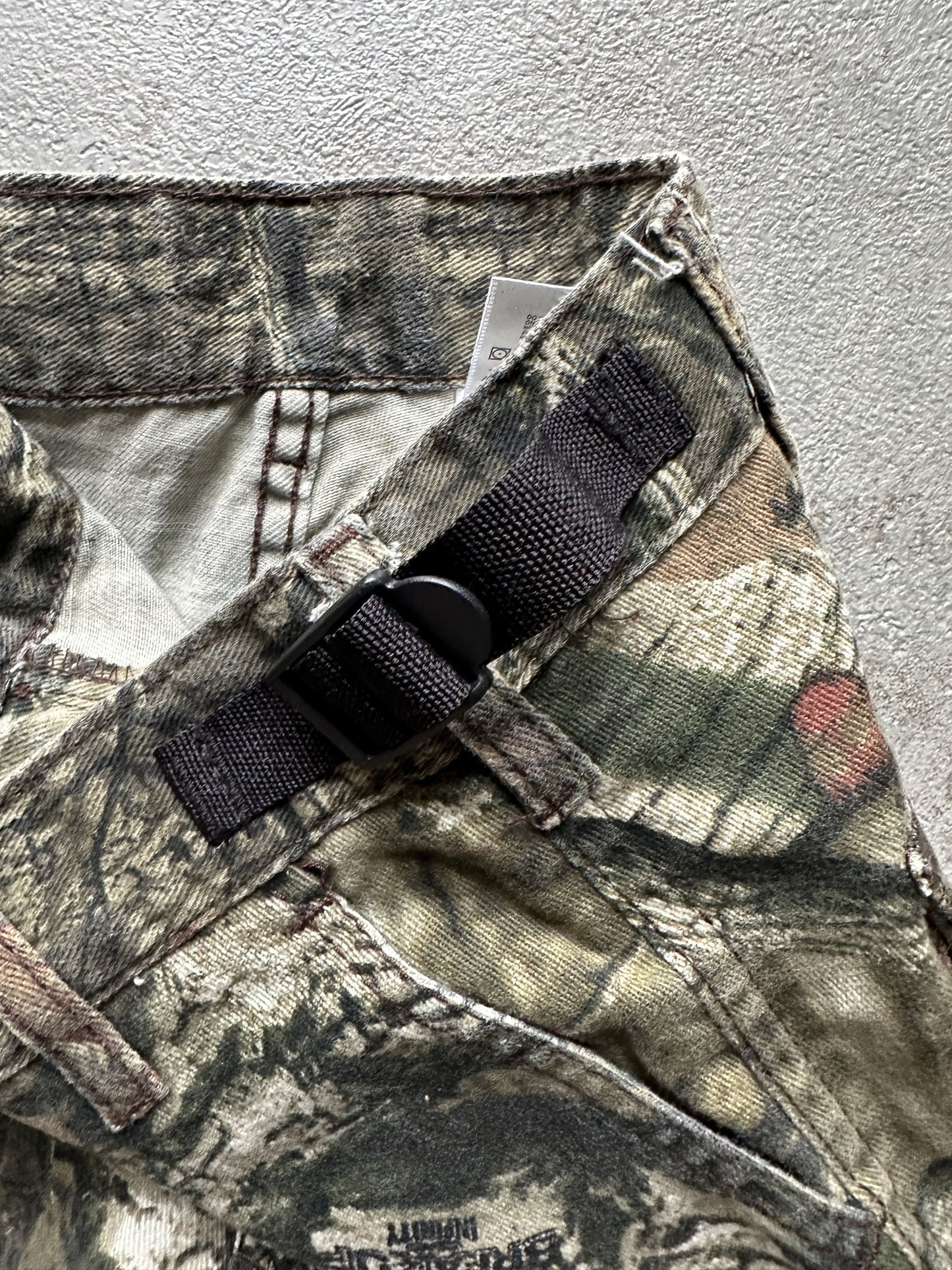 VINTAGE REALTREE CAMO CARGO PANT - SMALL