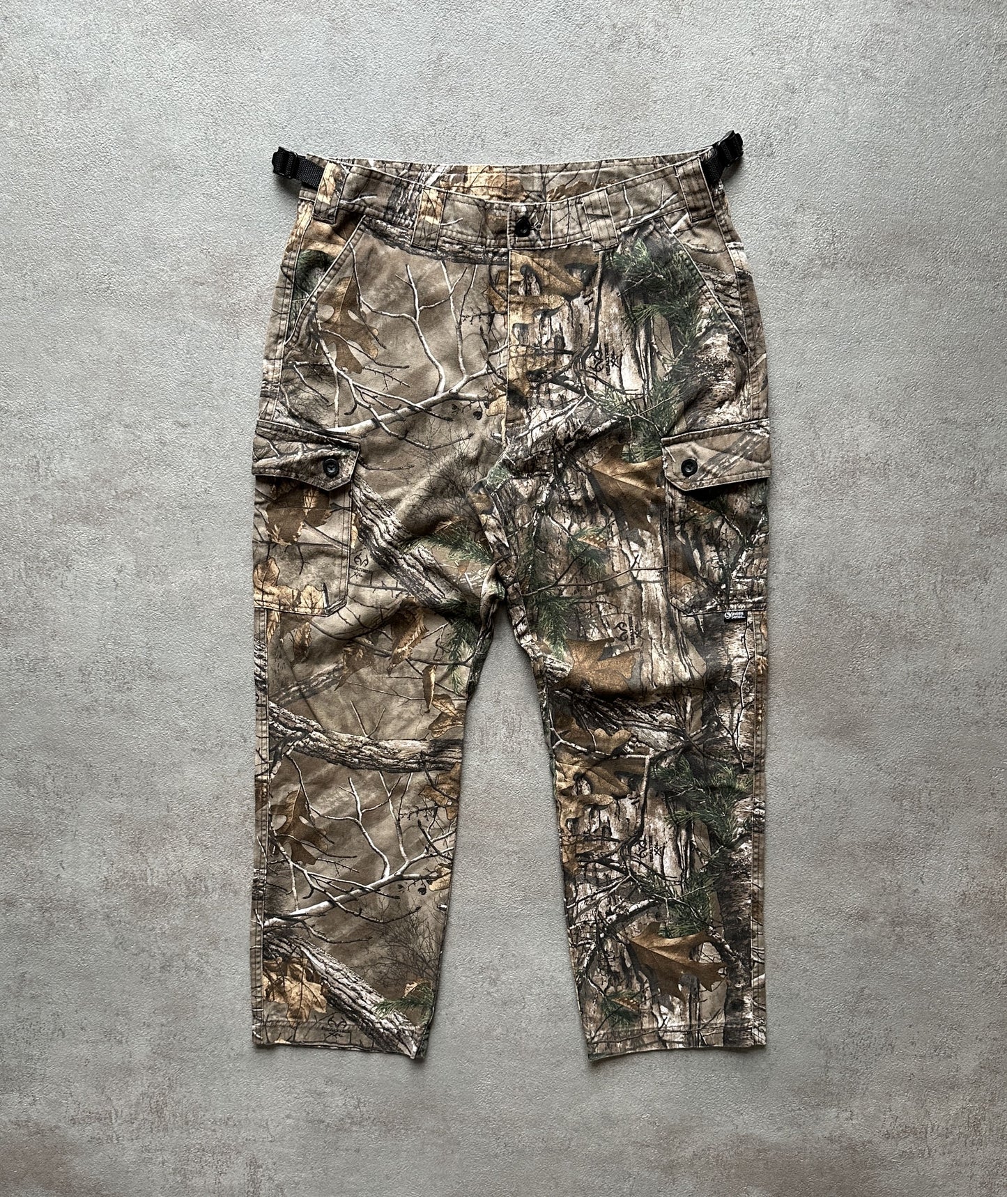 VINTAGE REALTREE CAMO CARGO PANT - MEDIUM