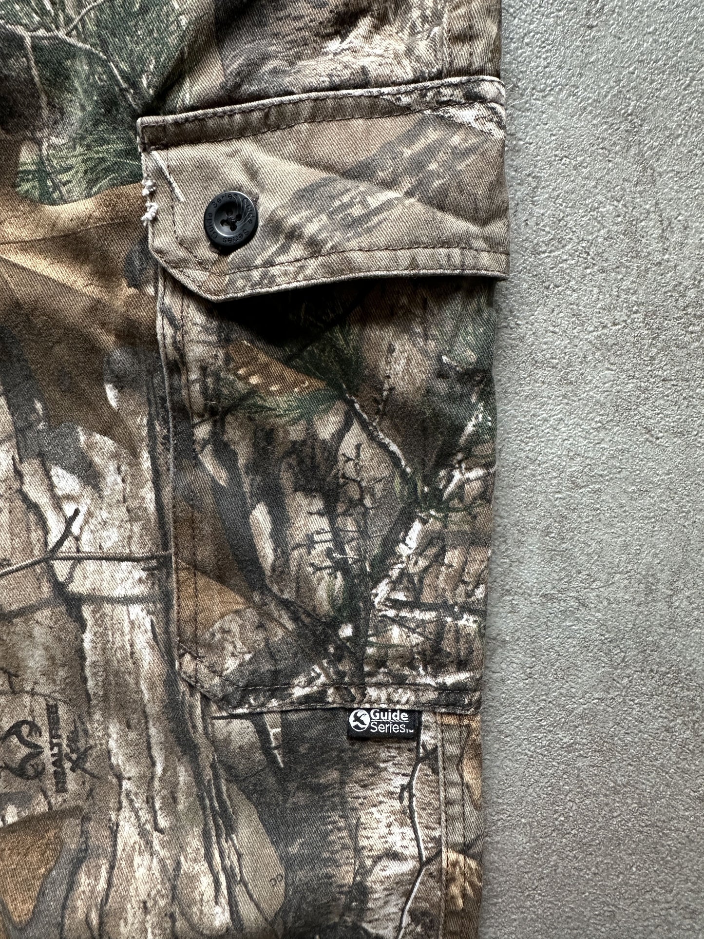 VINTAGE REALTREE CAMO CARGO PANT - MEDIUM