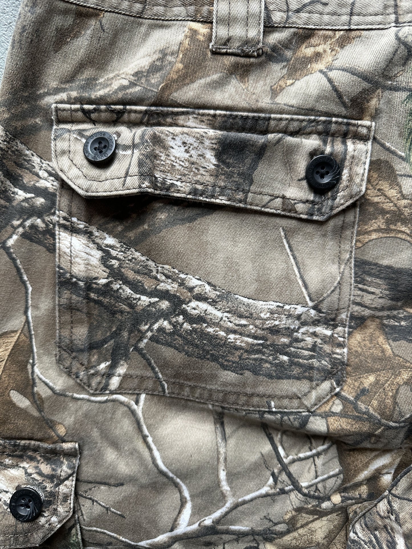 VINTAGE REALTREE CAMO CARGO PANT - MEDIUM