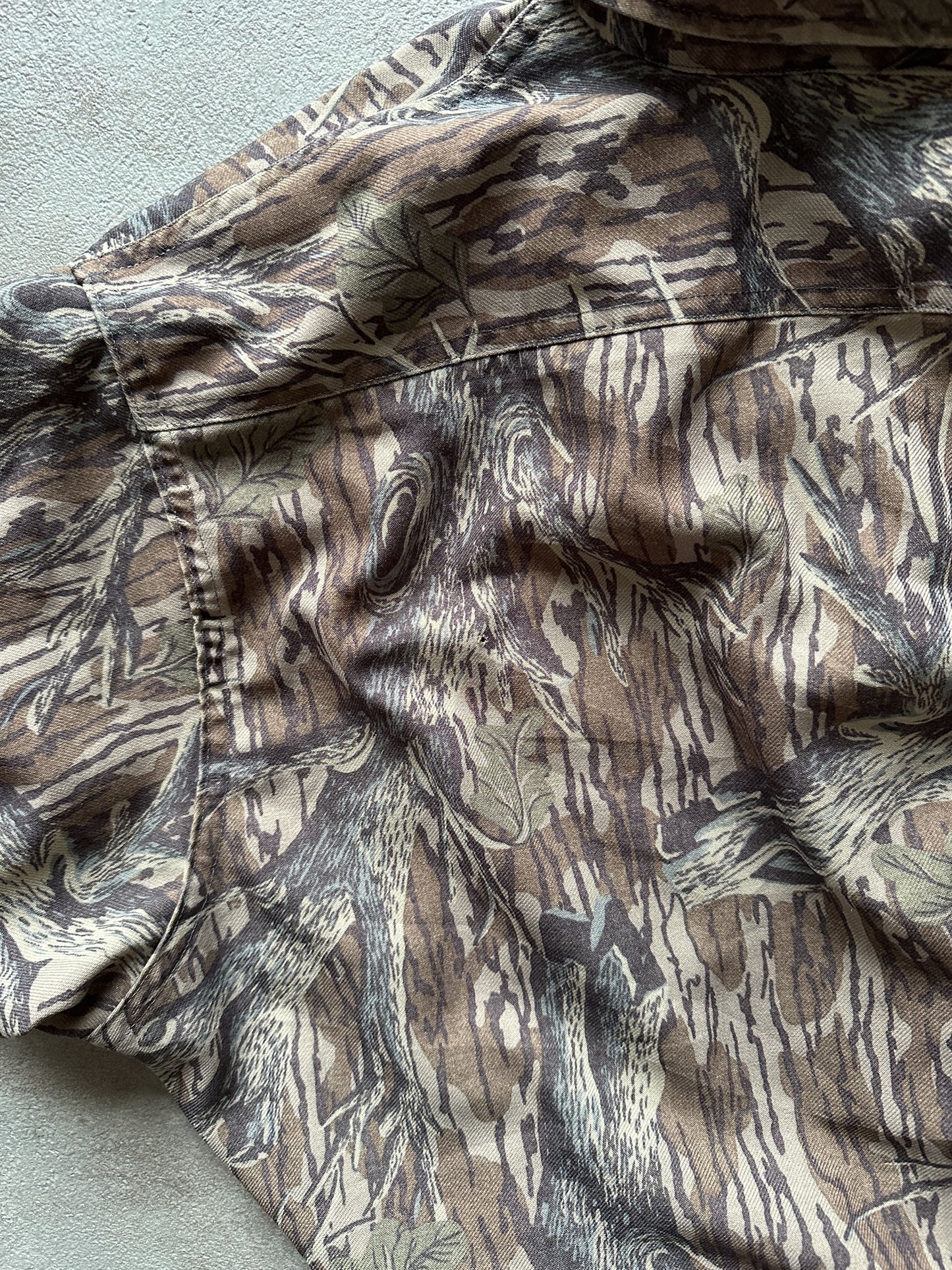 VINTAGE REALTREE CAMO SHIRT - XXLARGE