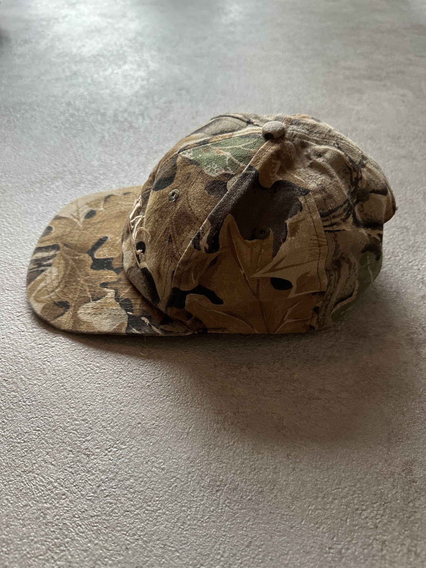 VINTAGE REALTREE CAMO CAP - OS