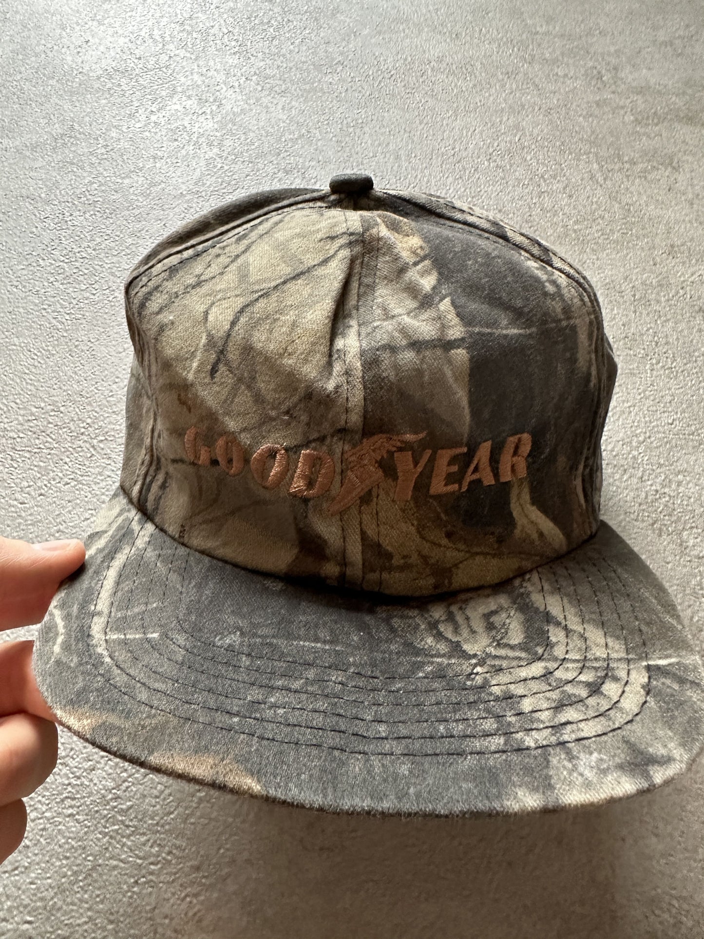VINTAGE GOODYEAR REALTREE CAMO CAP - OS