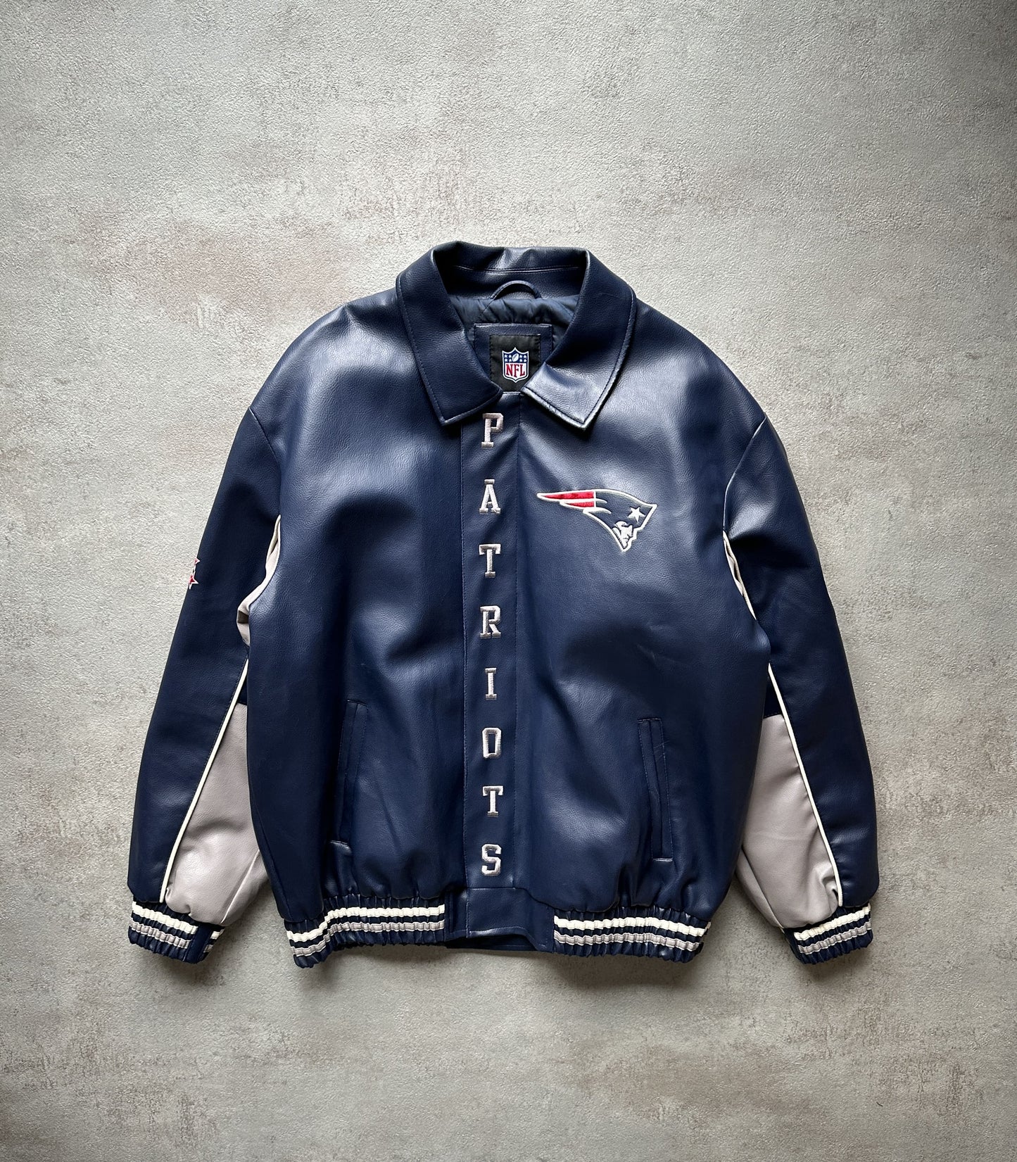 VINTAGE NEW ENGLAND PATRIOTS JACKET - XLARGE