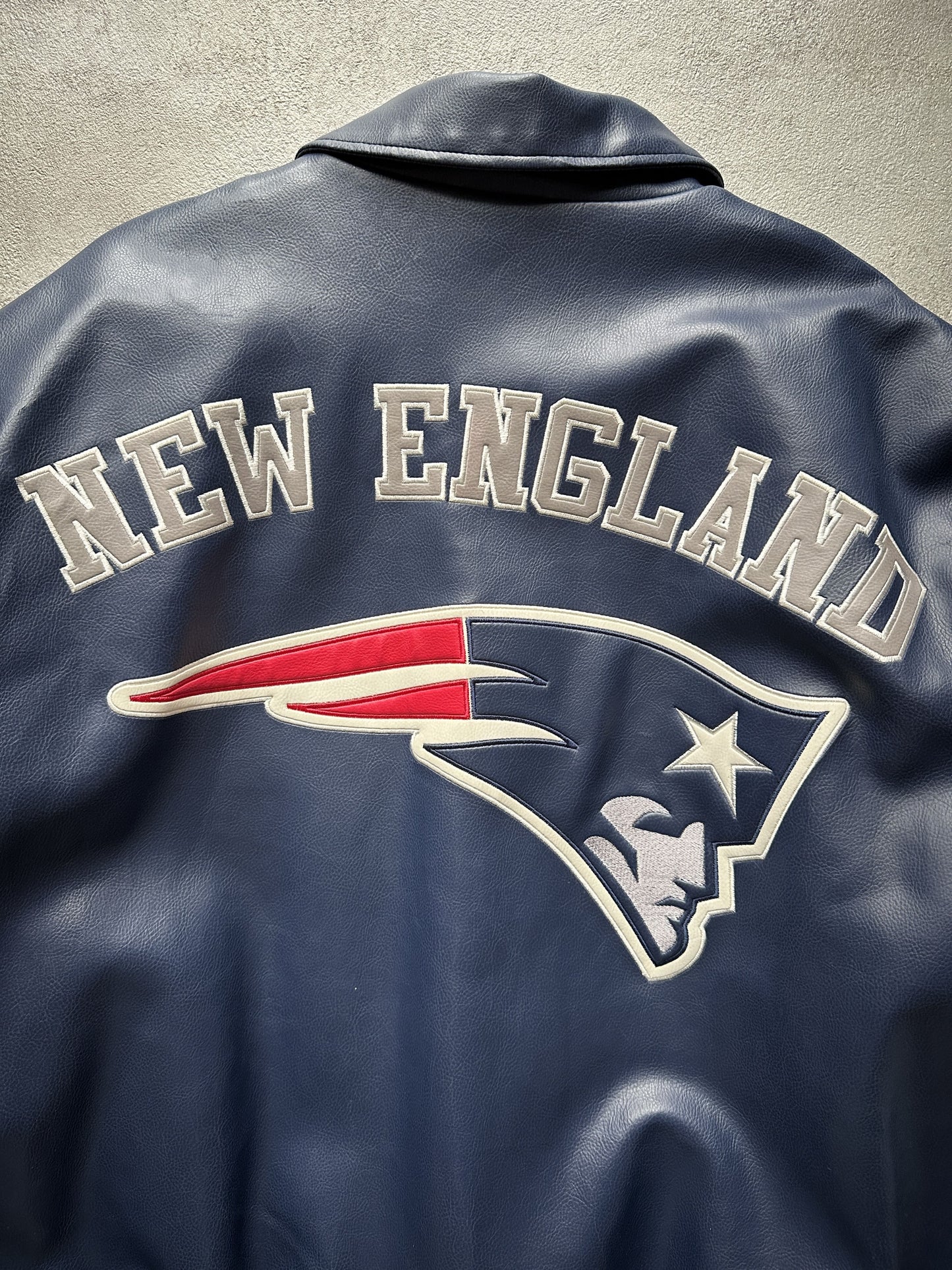 VINTAGE NEW ENGLAND PATRIOTS JACKET - XLARGE