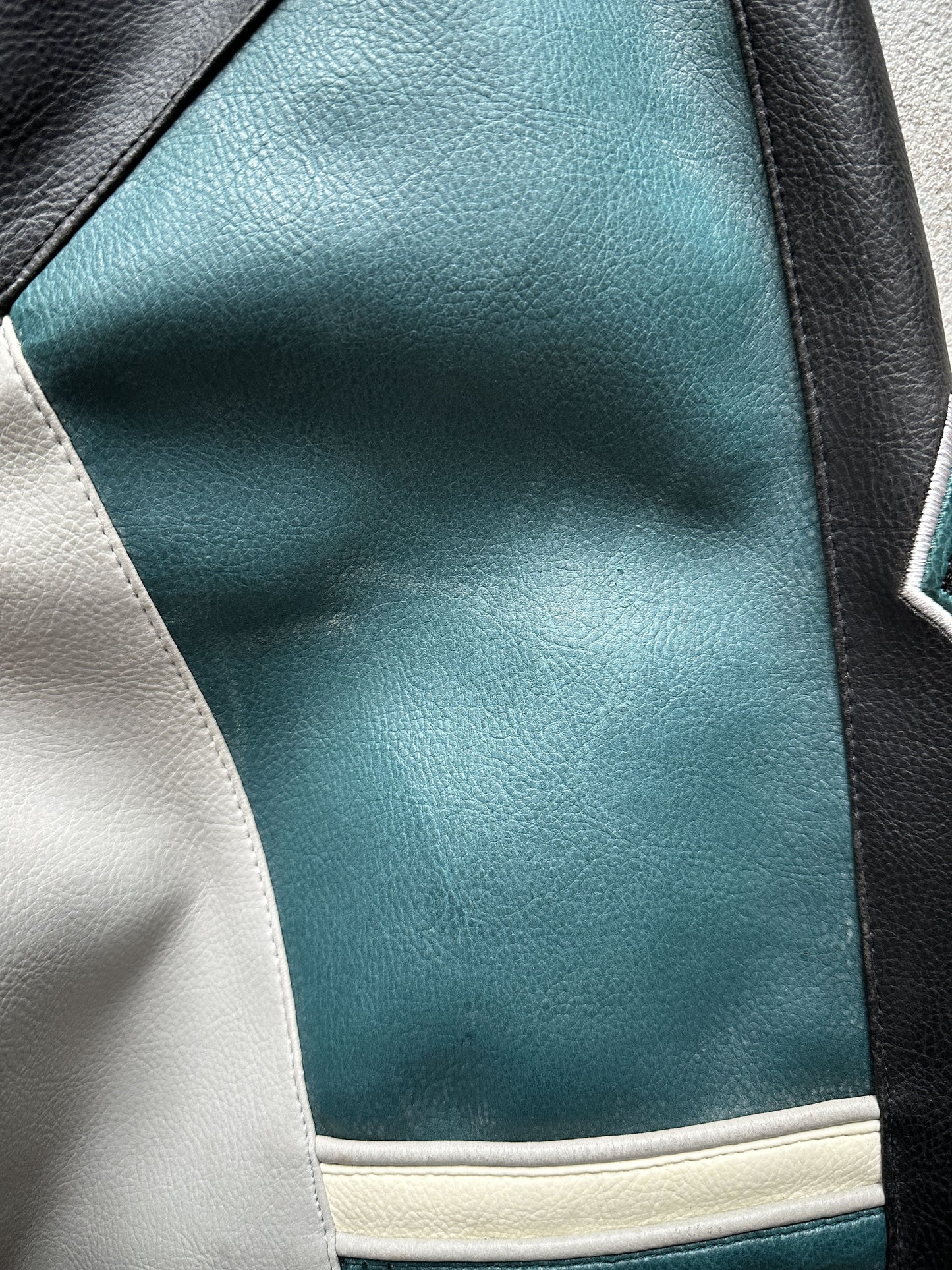 VINTAGE PHILADELPHIA EAGLES JACKET - XLARGE