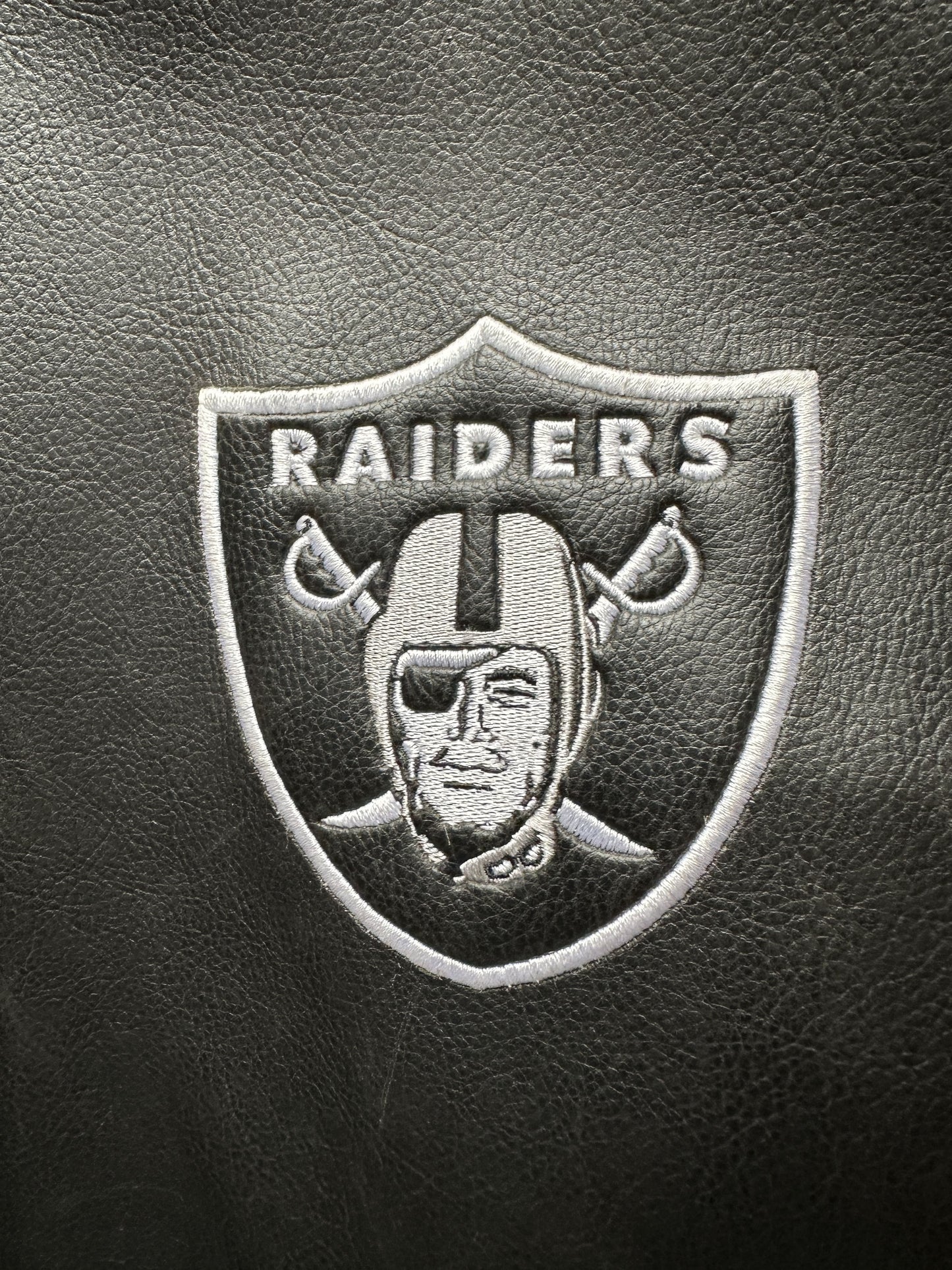 VINTAGE OAKLAND RAIDERS JACKET - XLARGE