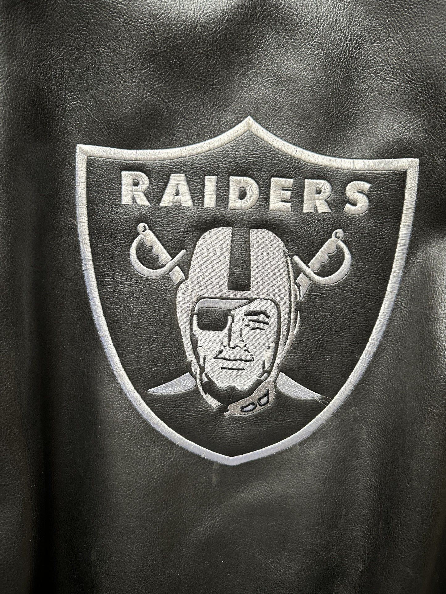 VINTAGE OAKLAND RAIDERS JACKET - XLARGE