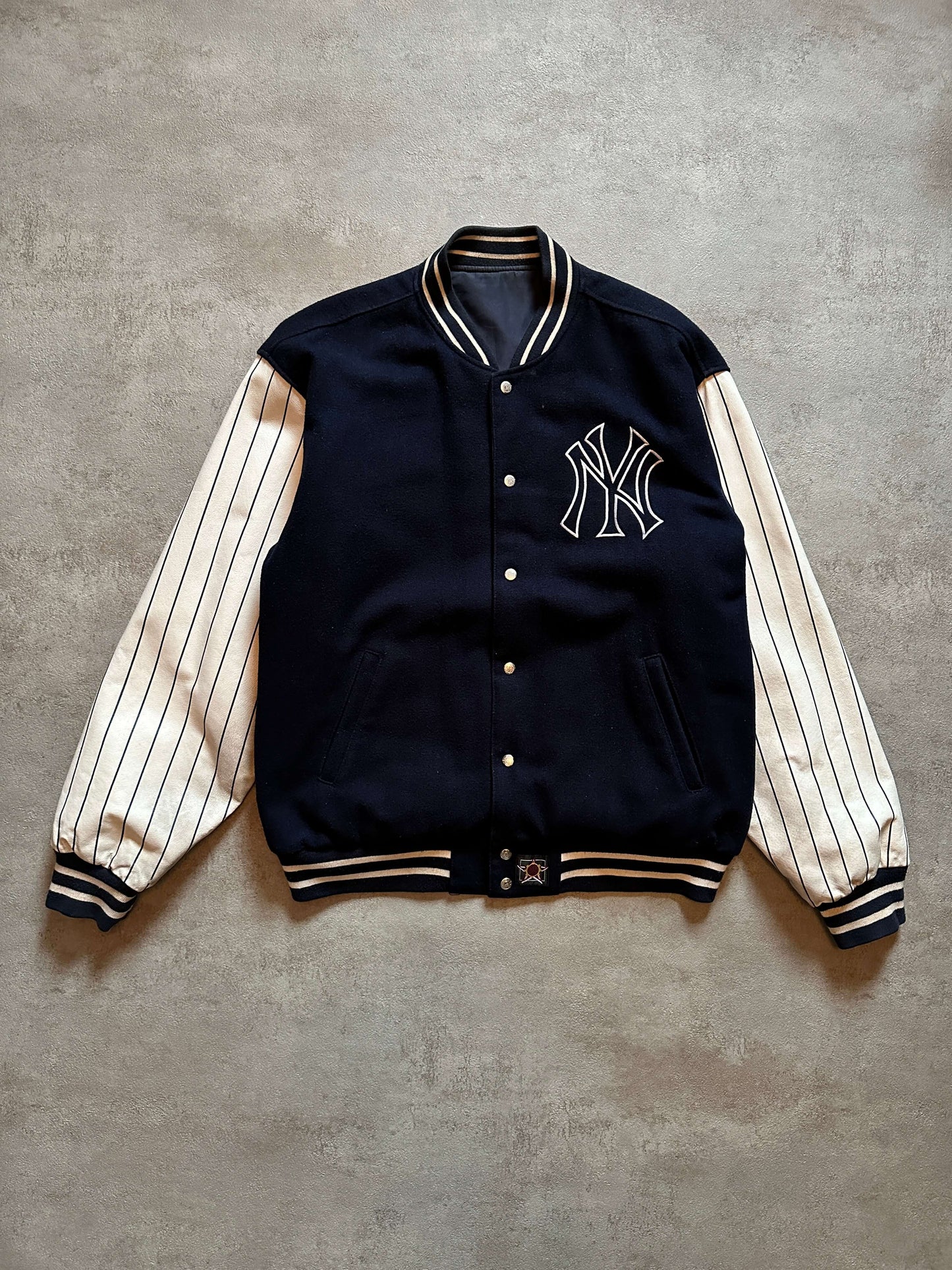 VINTAGE NEW YORK YANKEES REVERSIBLE JACKET - XXLARGE