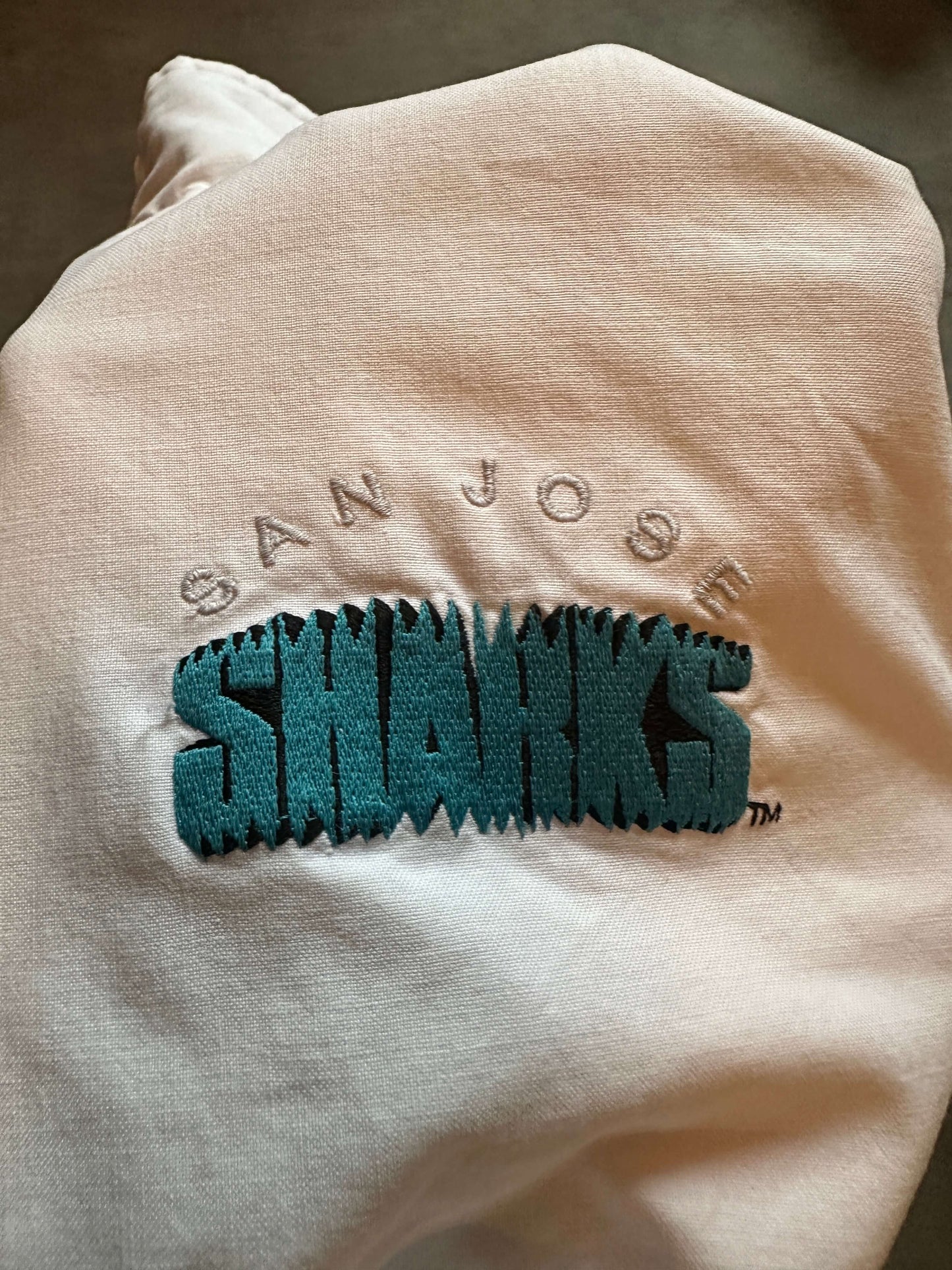 VINTAGE SAN JOSE SHARKS JACKET - MEDIUM
