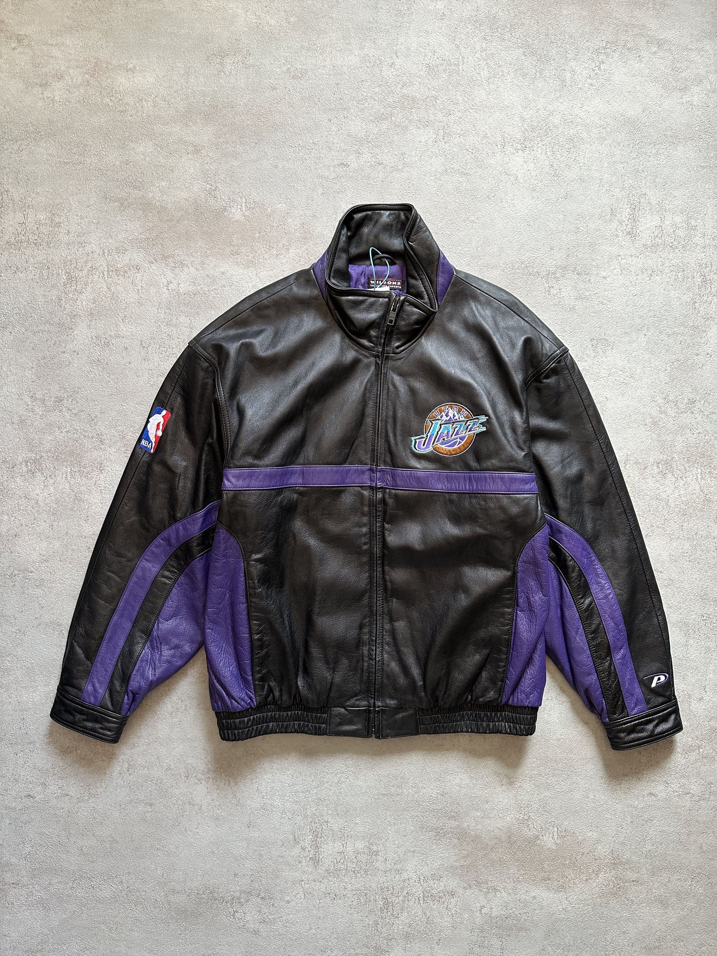 VINTAGE UTAH JAZZ LEATHER JACKET - LARGE