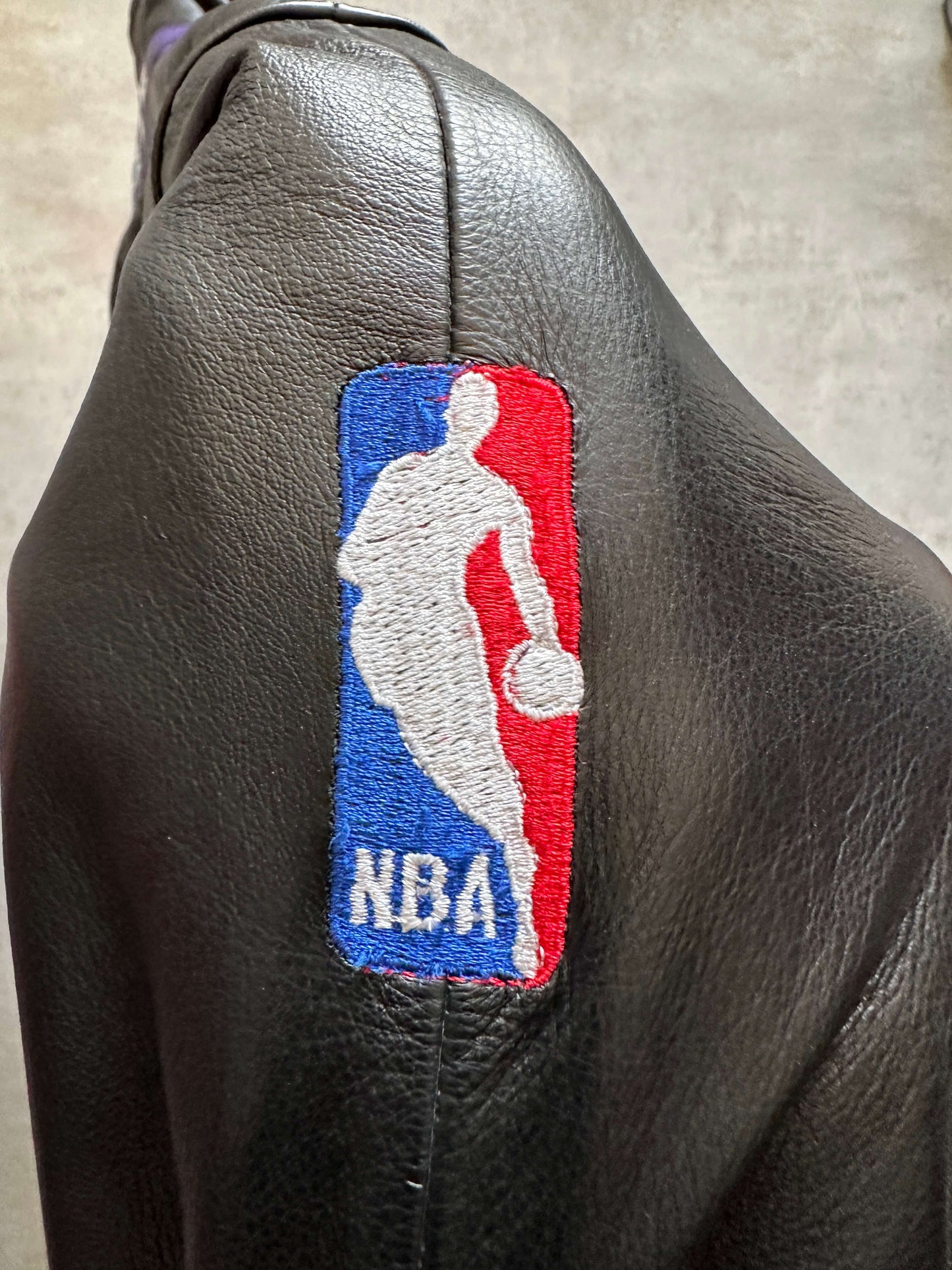 VINTAGE UTAH JAZZ LEATHER JACKET - LARGE